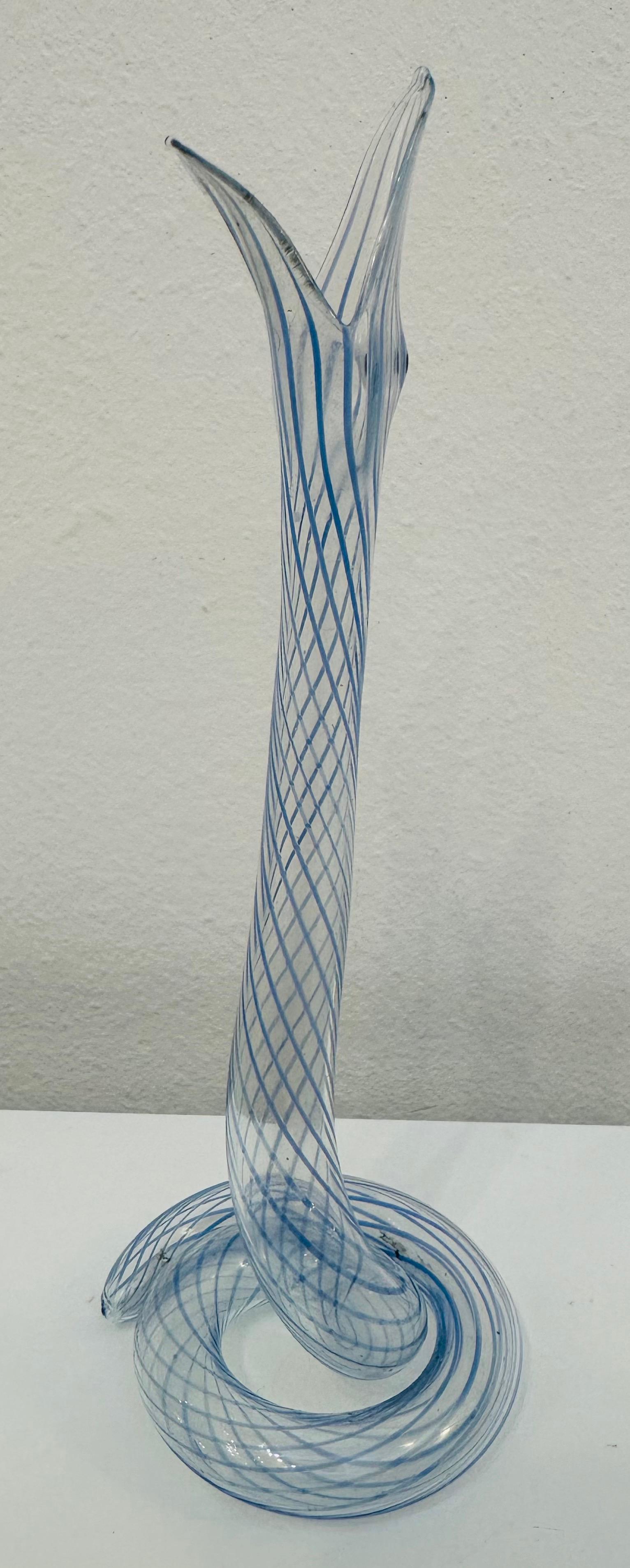 Bimini- oder Lauscha-Vase aus blassblau gestreiftem Schlangenglas im Art déco-Stil, 1930er Jahre 5
