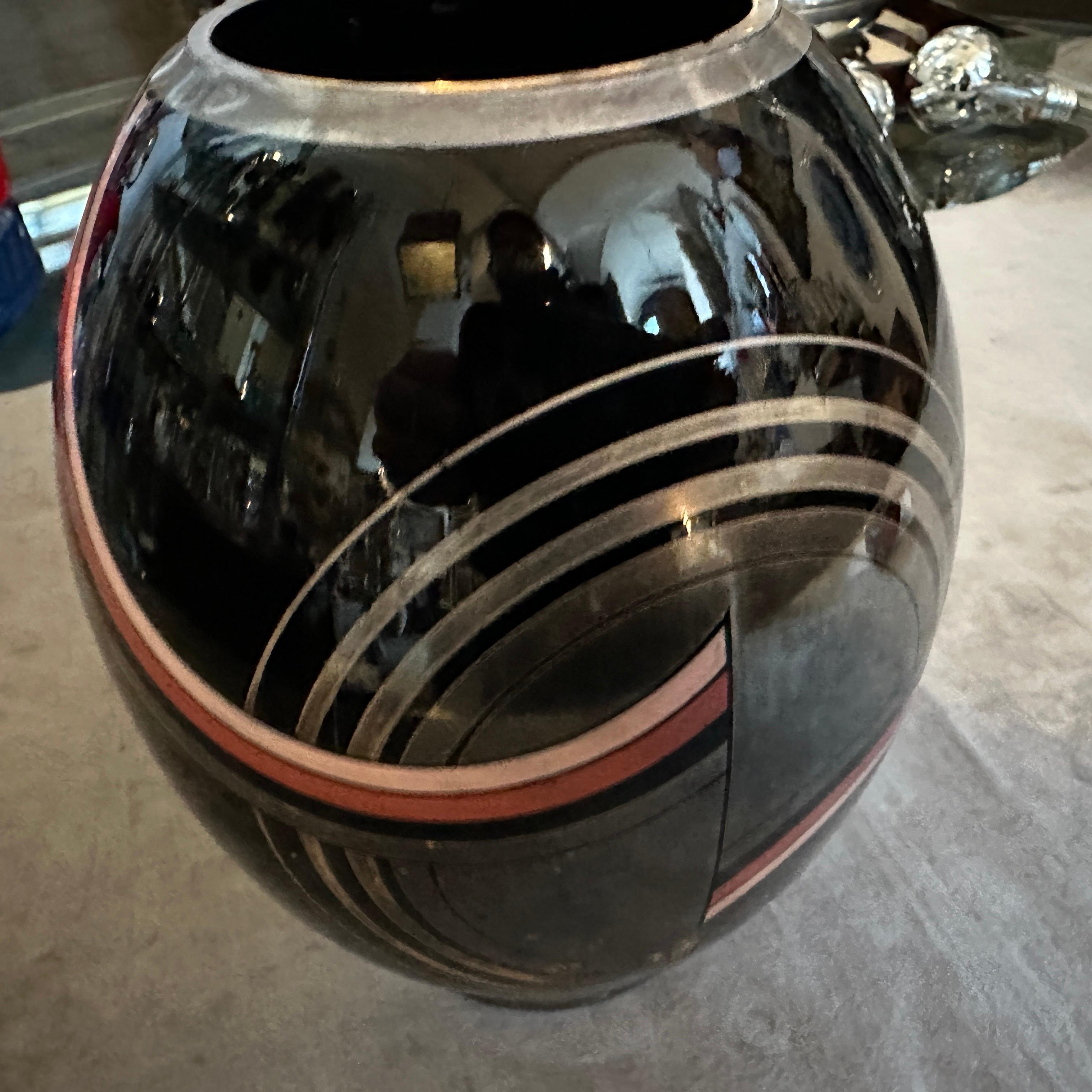Francese Vaso francese in vetro nero, argento e rosa Art Deco anni '30 in vendita