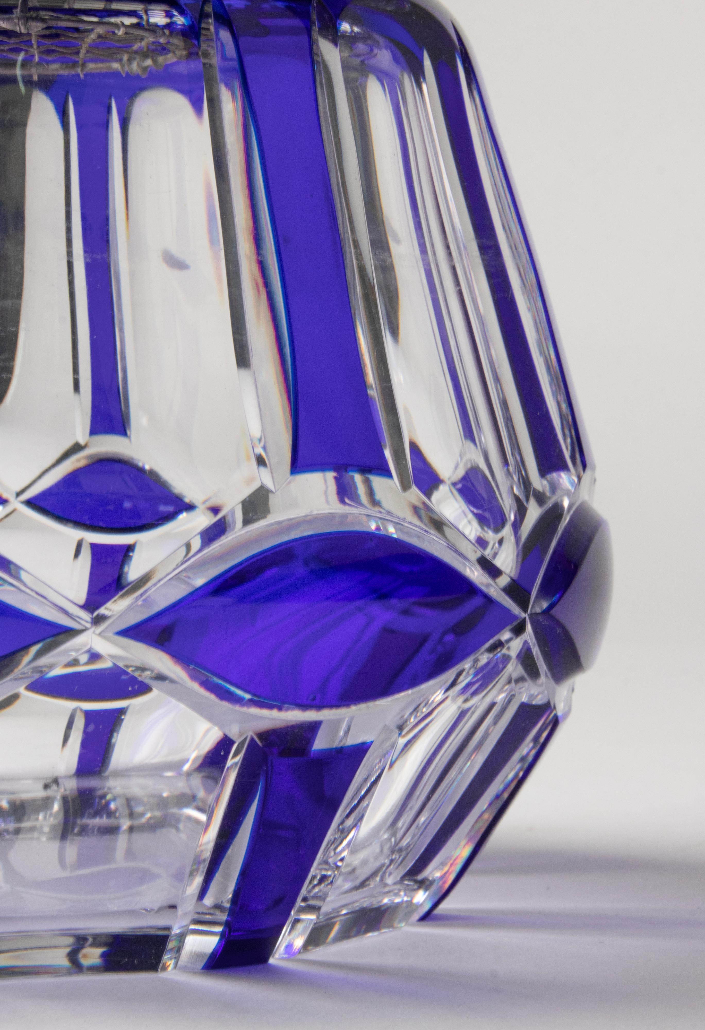 1930's Art Deco Blue Crystal Vase 'Pick-Fleur' Made by Val Saint Lambert For Sale 5