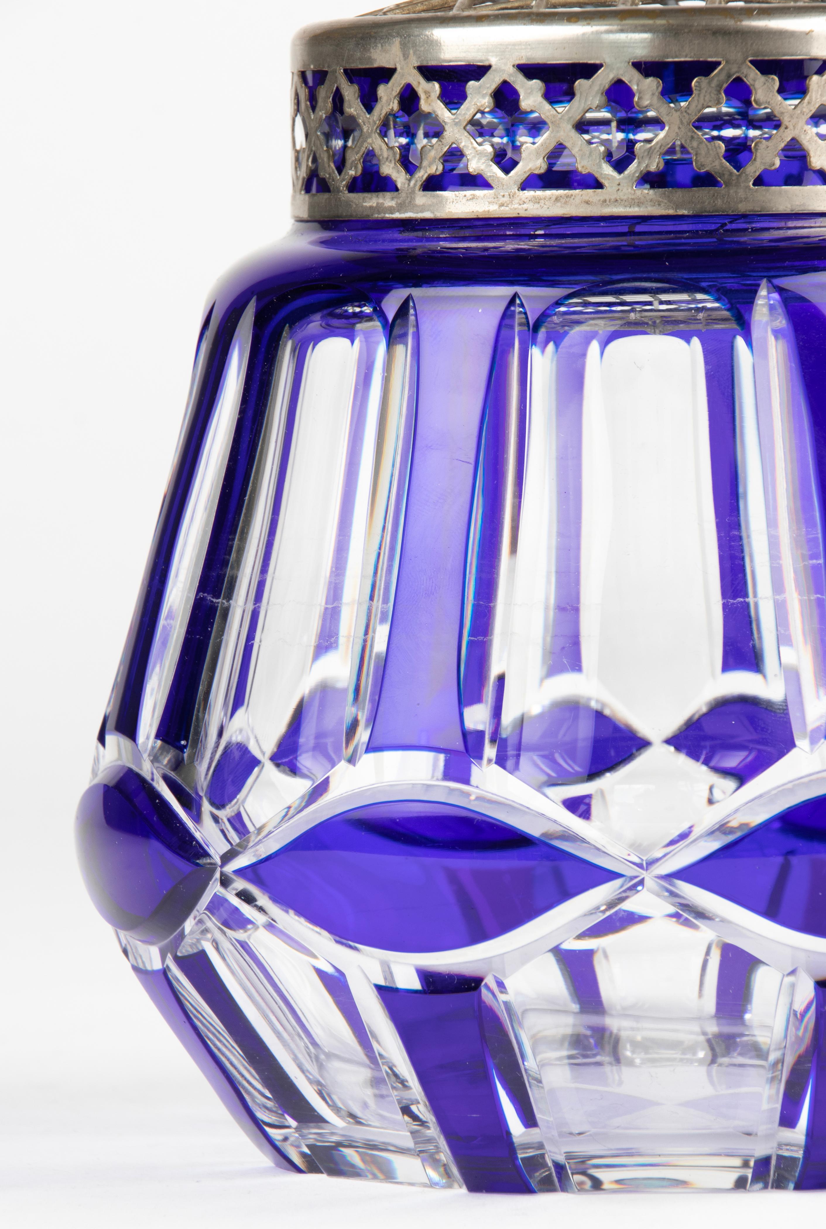 1930's Art Deco Blue Crystal Vase 'Pick-Fleur' Made by Val Saint Lambert For Sale 8