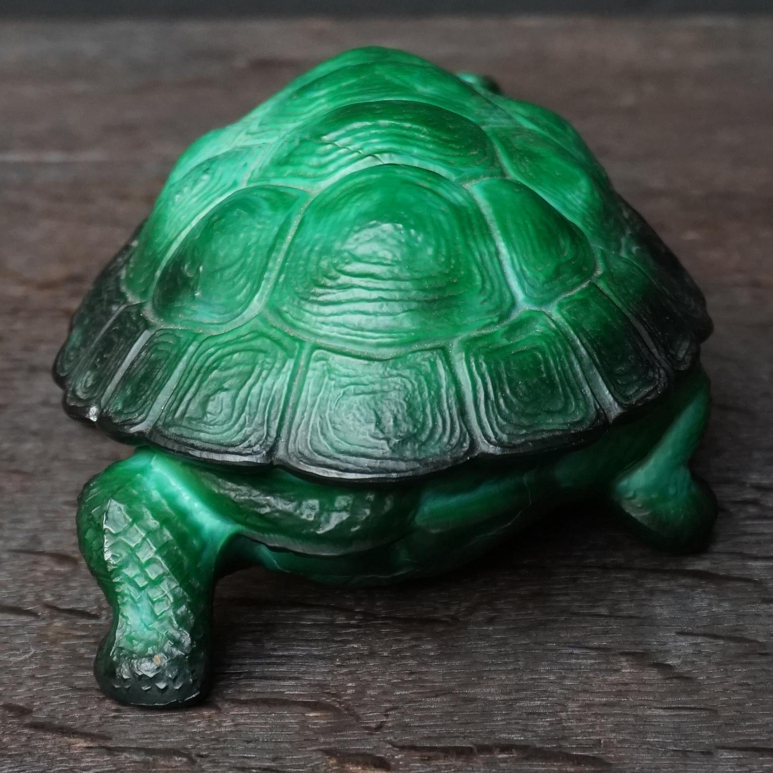 Czech 1930s Art Deco Bohemian Schlevogt, Petrucci Malachite Glass Turtle Trinket Dish