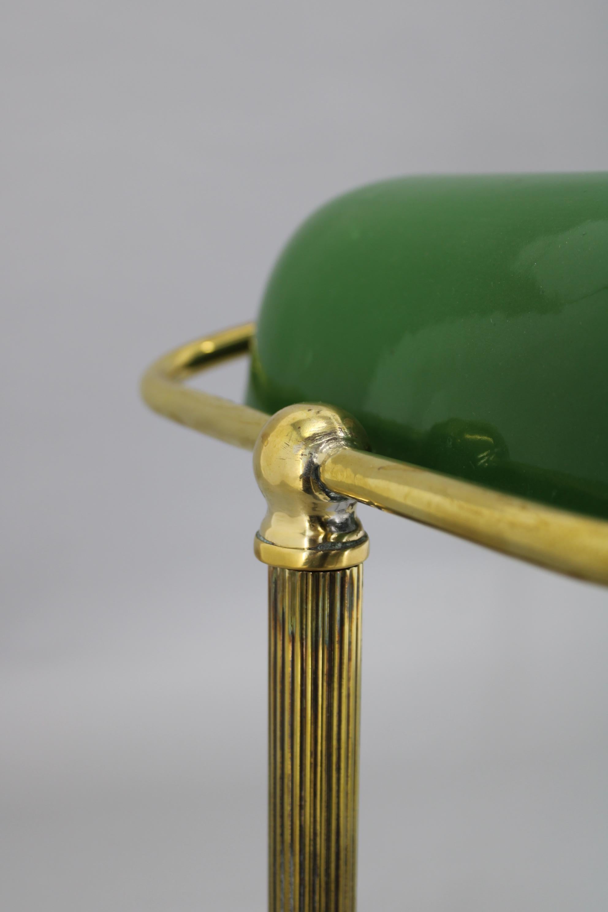 1930s Art Deco Brass  Banker Table Lamp, Czechoslovakia  For Sale 11