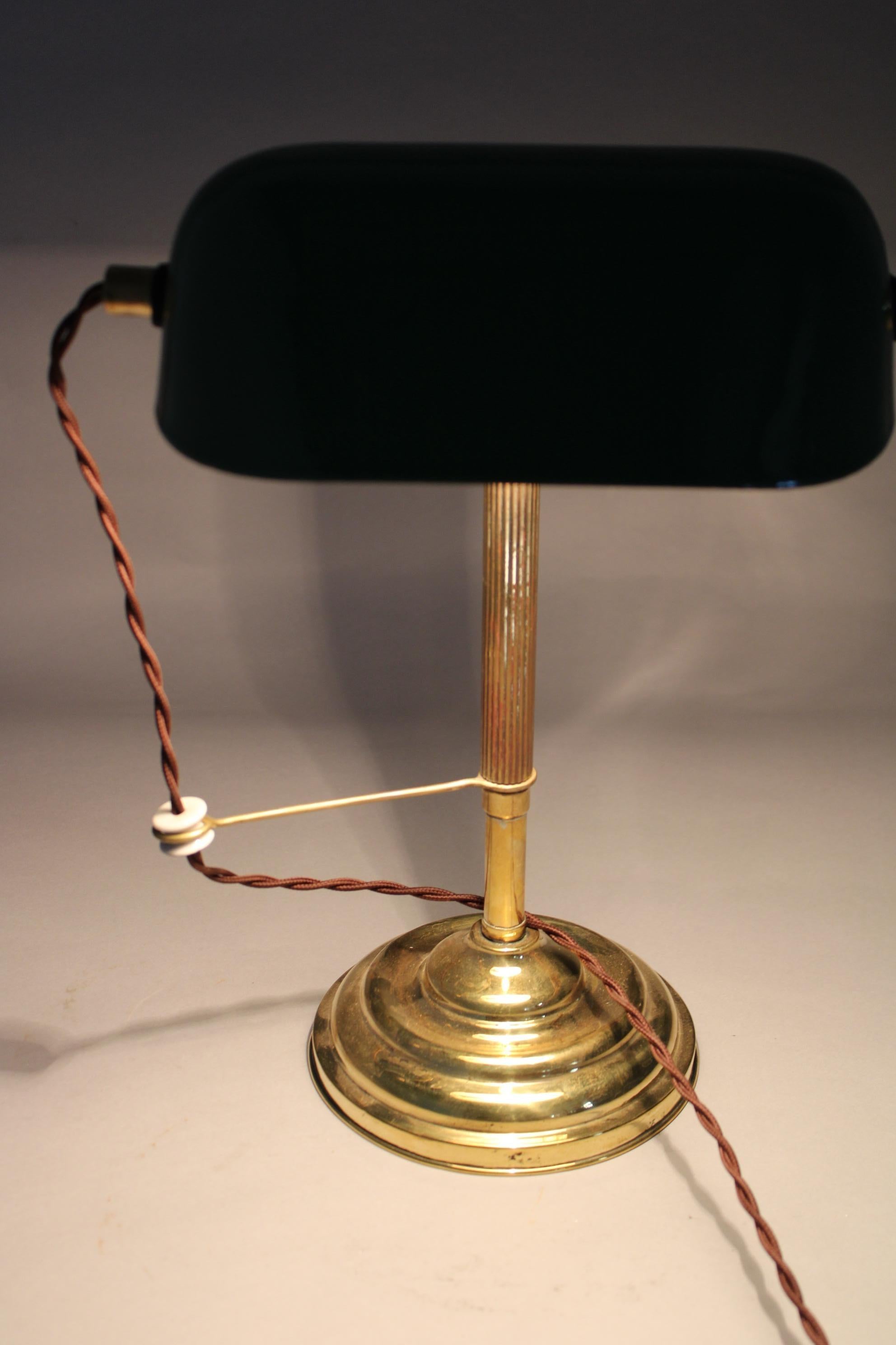 1930s Art Deco Brass  Banker Table Lamp, Czechoslovakia  For Sale 13