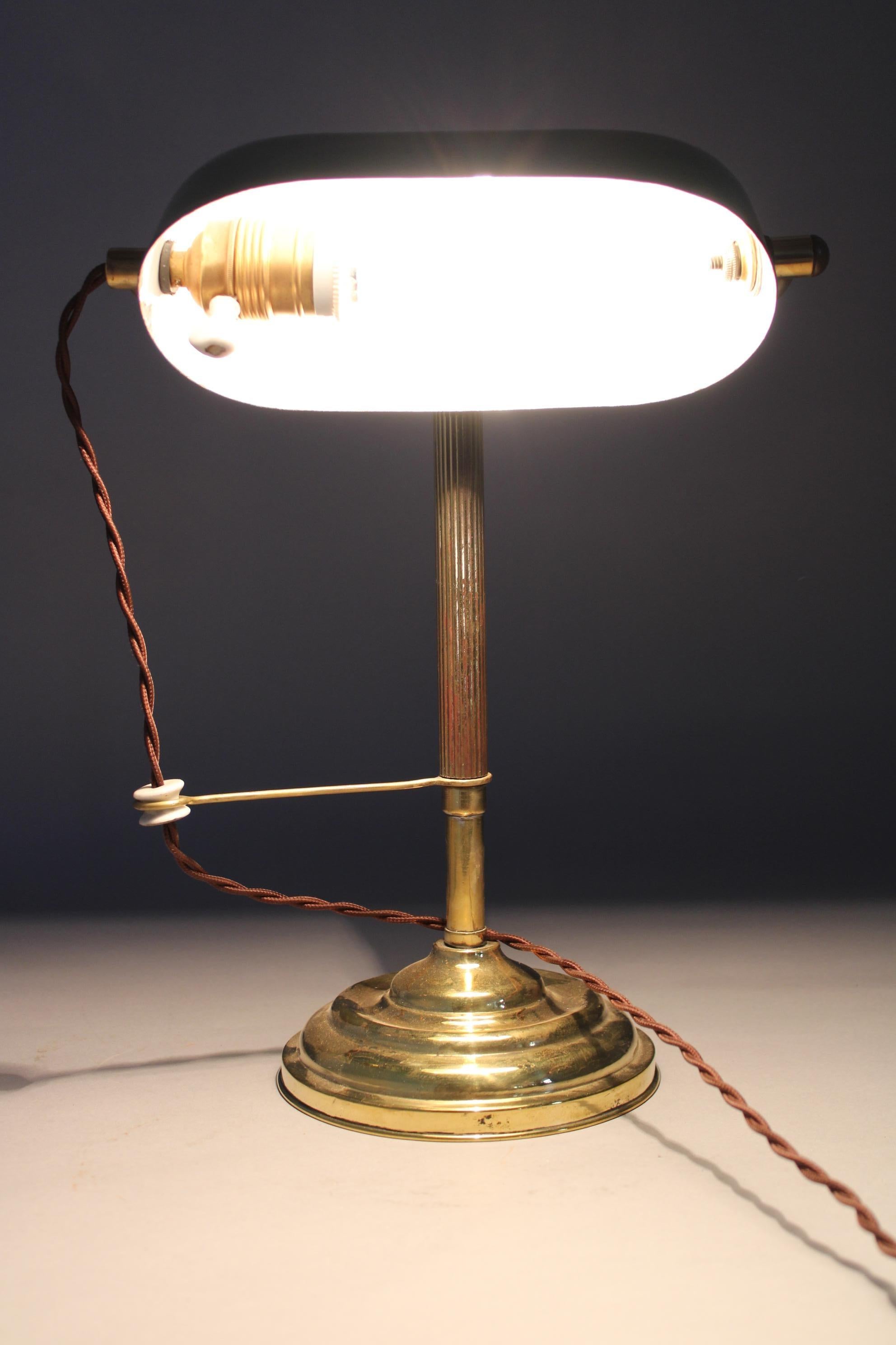 1930s Art Deco Brass  Banker Table Lamp, Czechoslovakia  For Sale 14