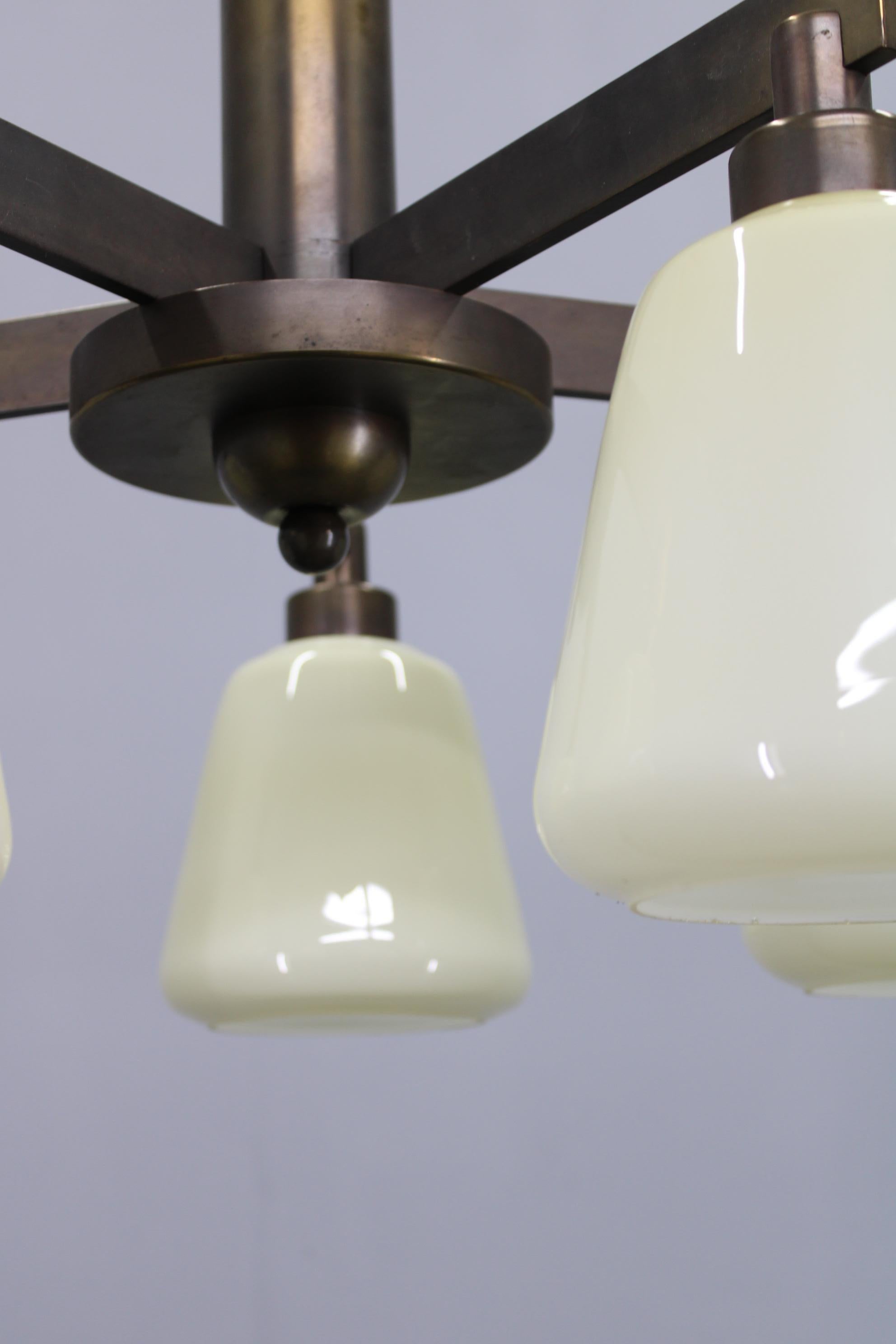 Lampadario in ottone Art Deco degli anni '30, Cecoslovacchia in vendita 4