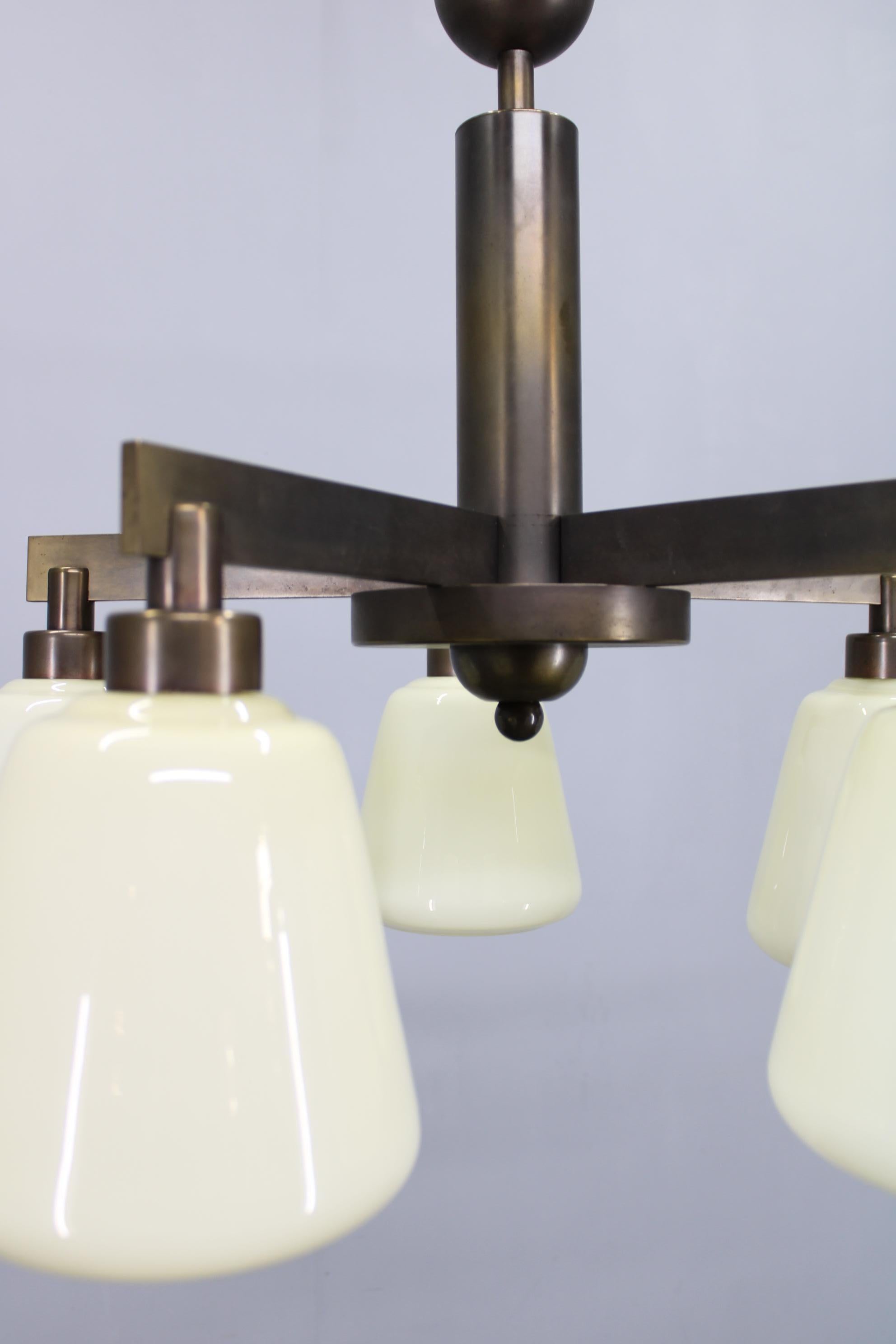Ottone Lampadario in ottone Art Deco degli anni '30, Cecoslovacchia in vendita