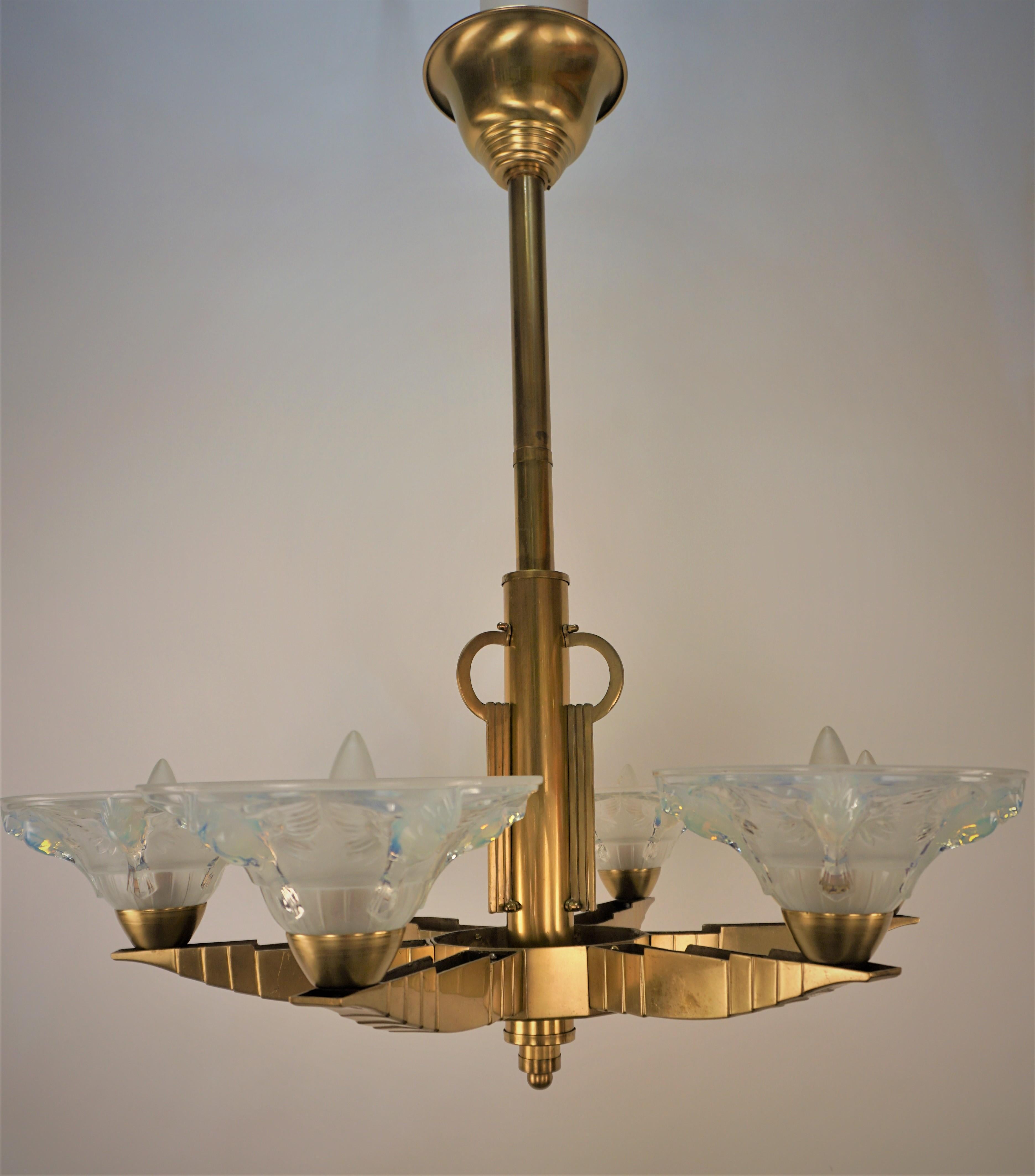 1930's Art Deco Bronze Chandelier with Design Glass by Boris Lacroix  4