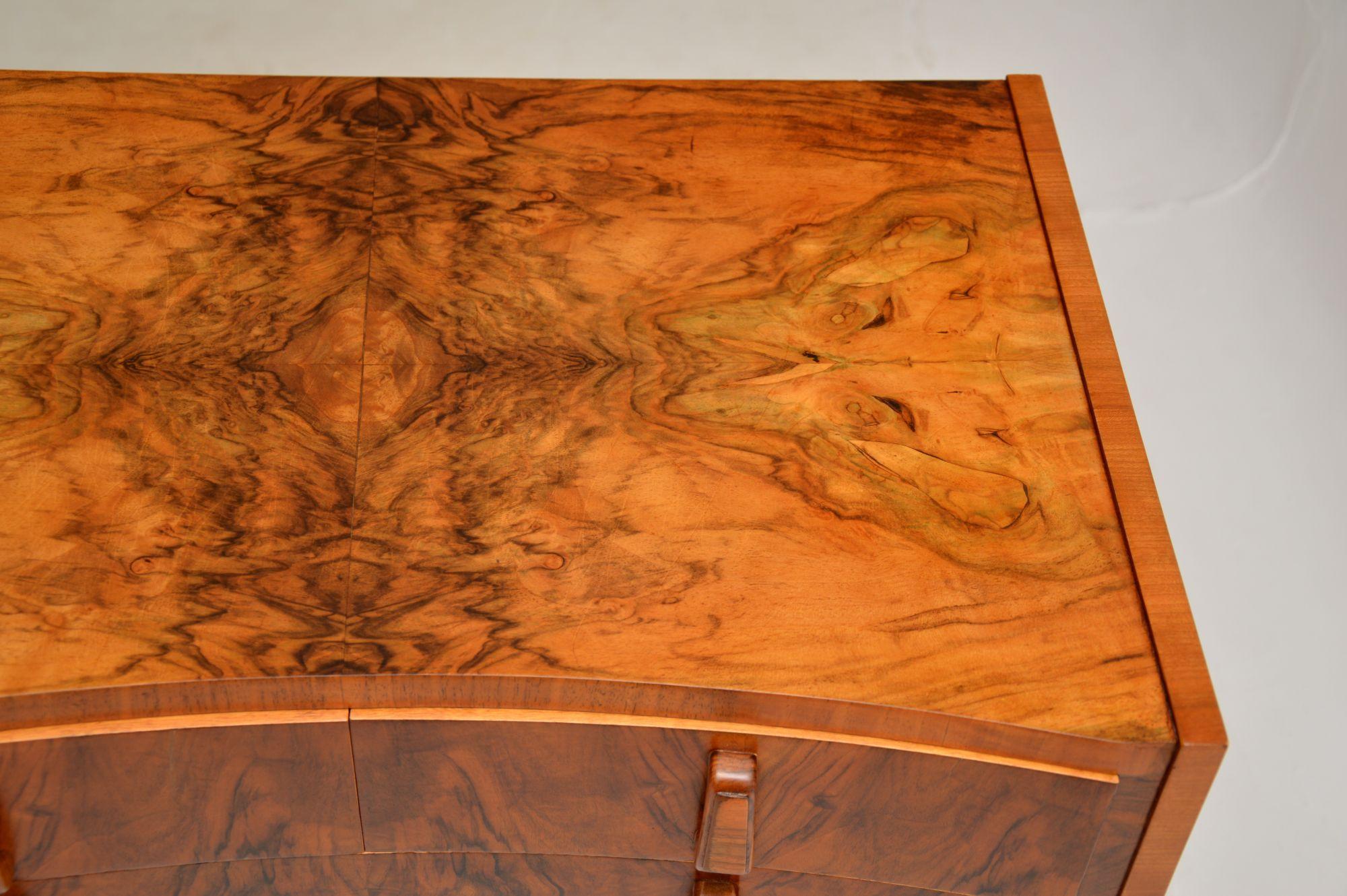 1930's Art Deco Burr Walnut Console / Side Table 3