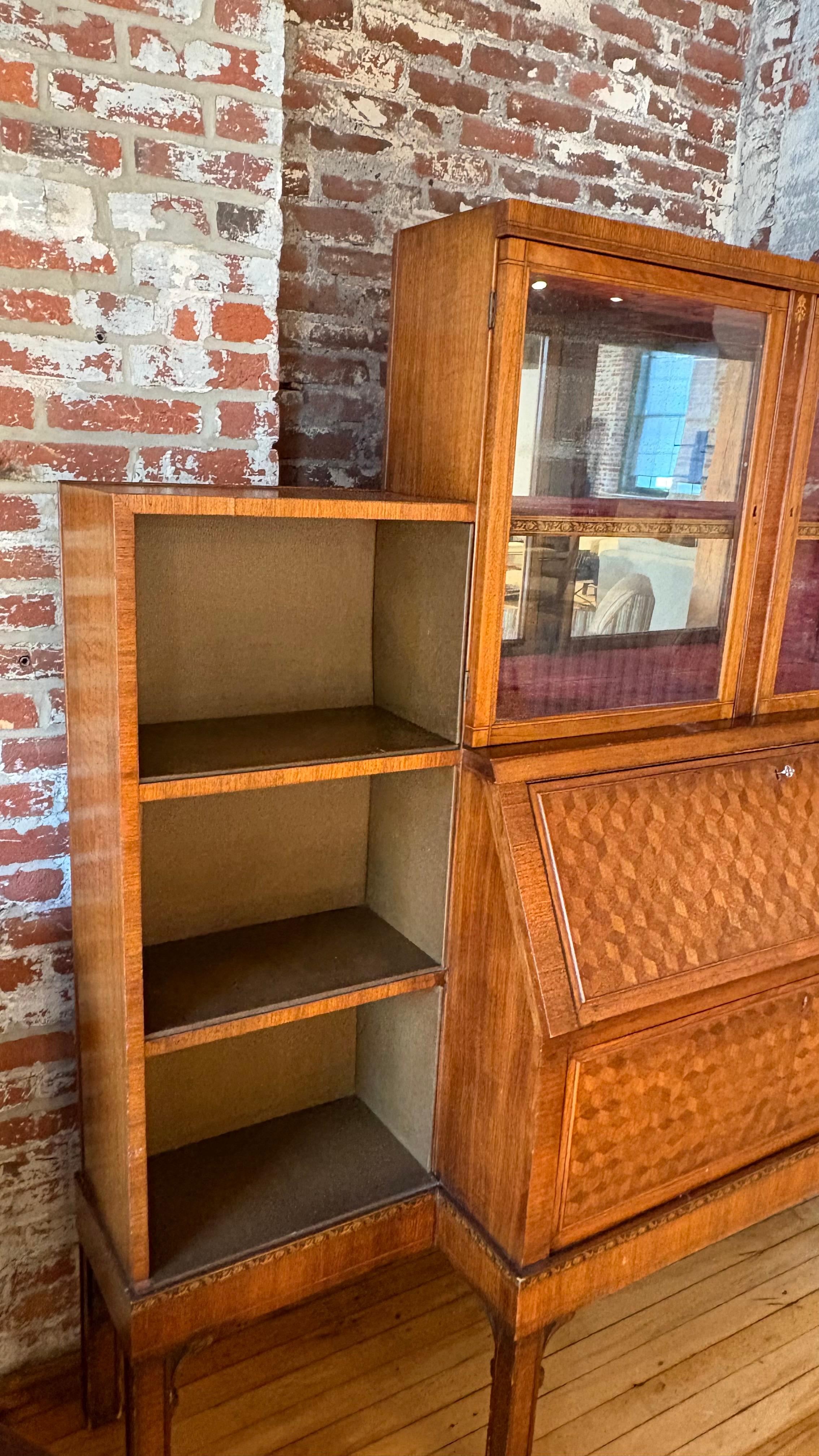 Quercia Armadio e scaffali Art Deco degli anni '30 in vendita