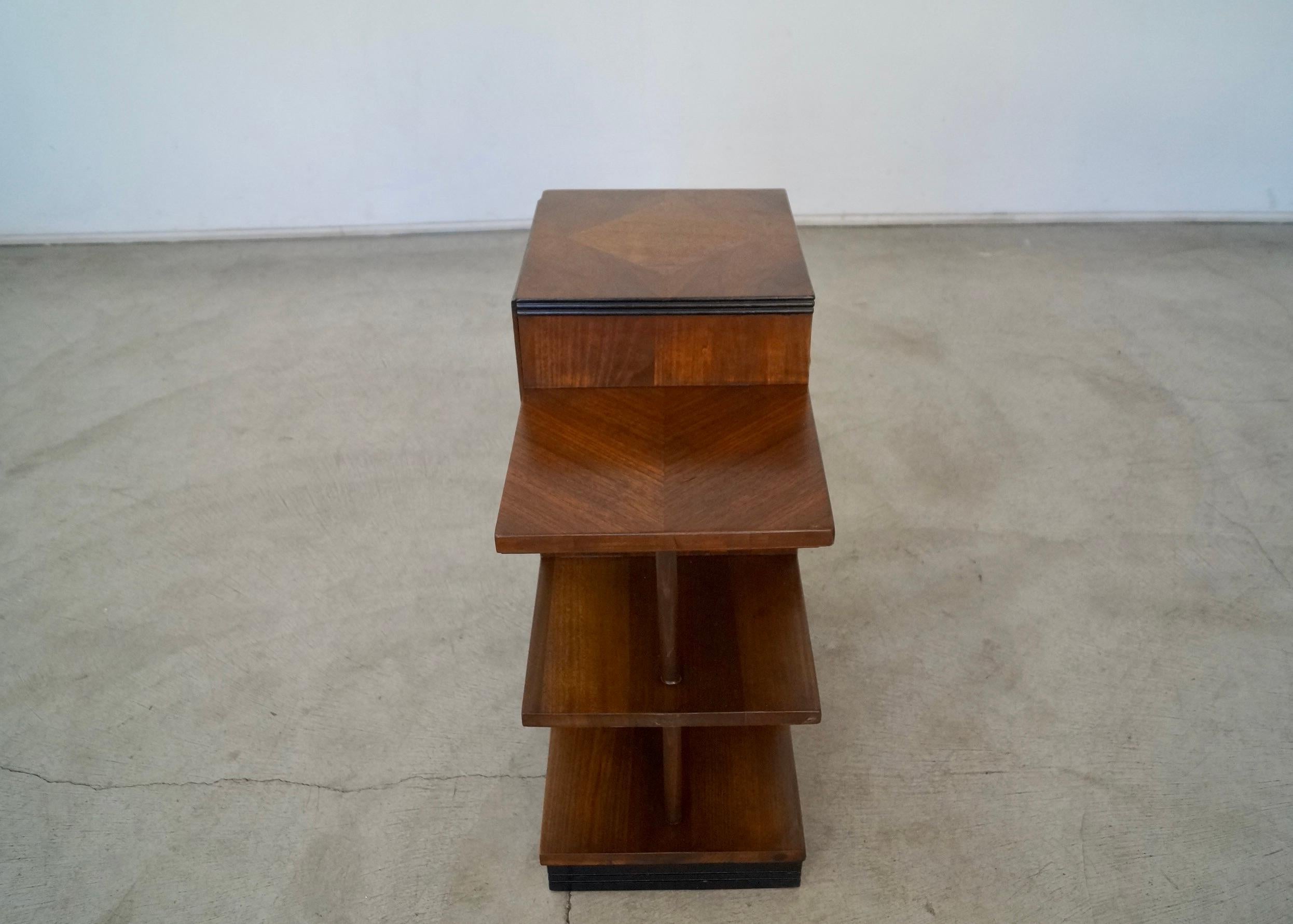 1930's Art Deco Cabinet / Shelf 8