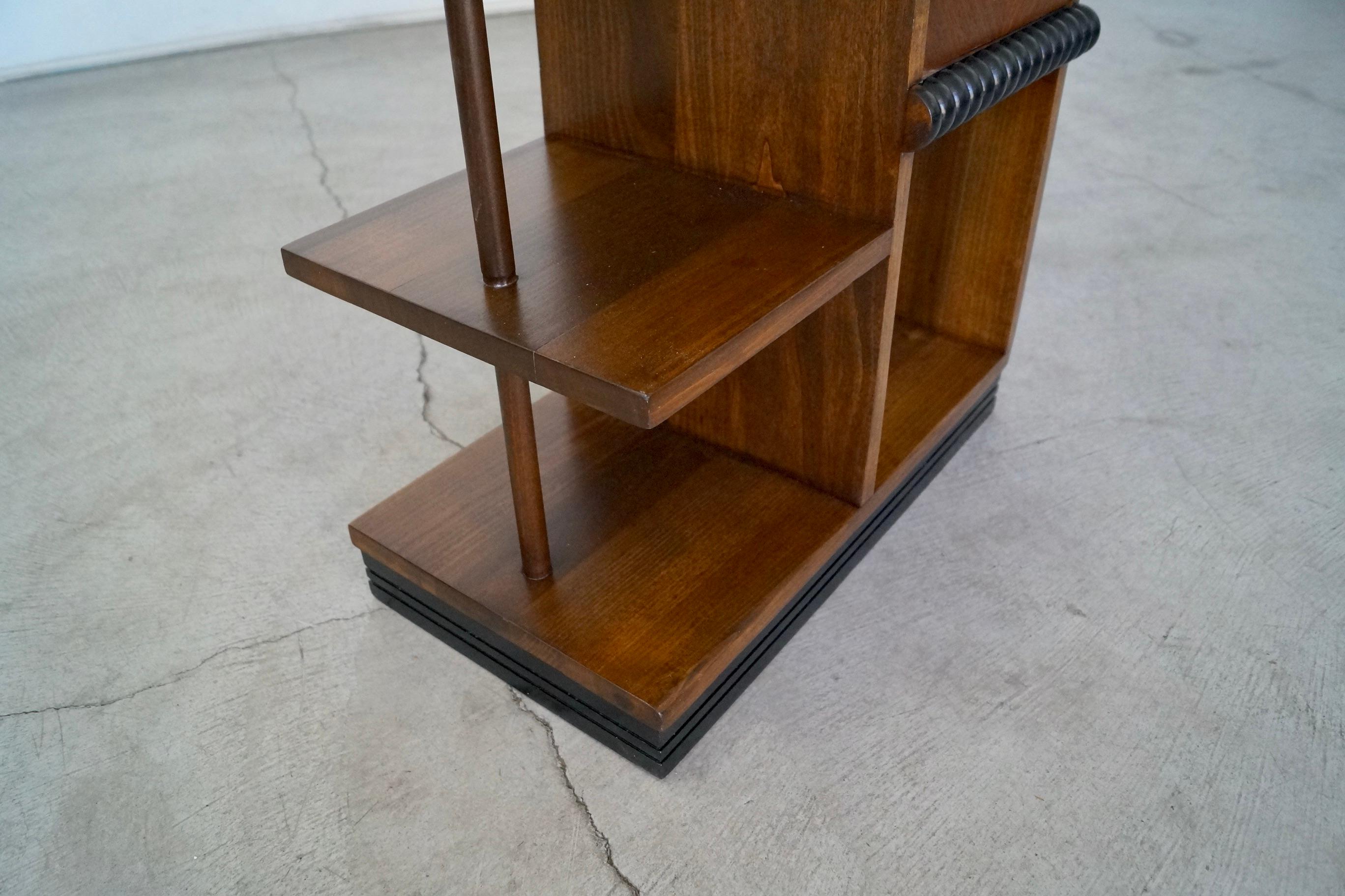 1930's Art Deco Cabinet / Shelf 13