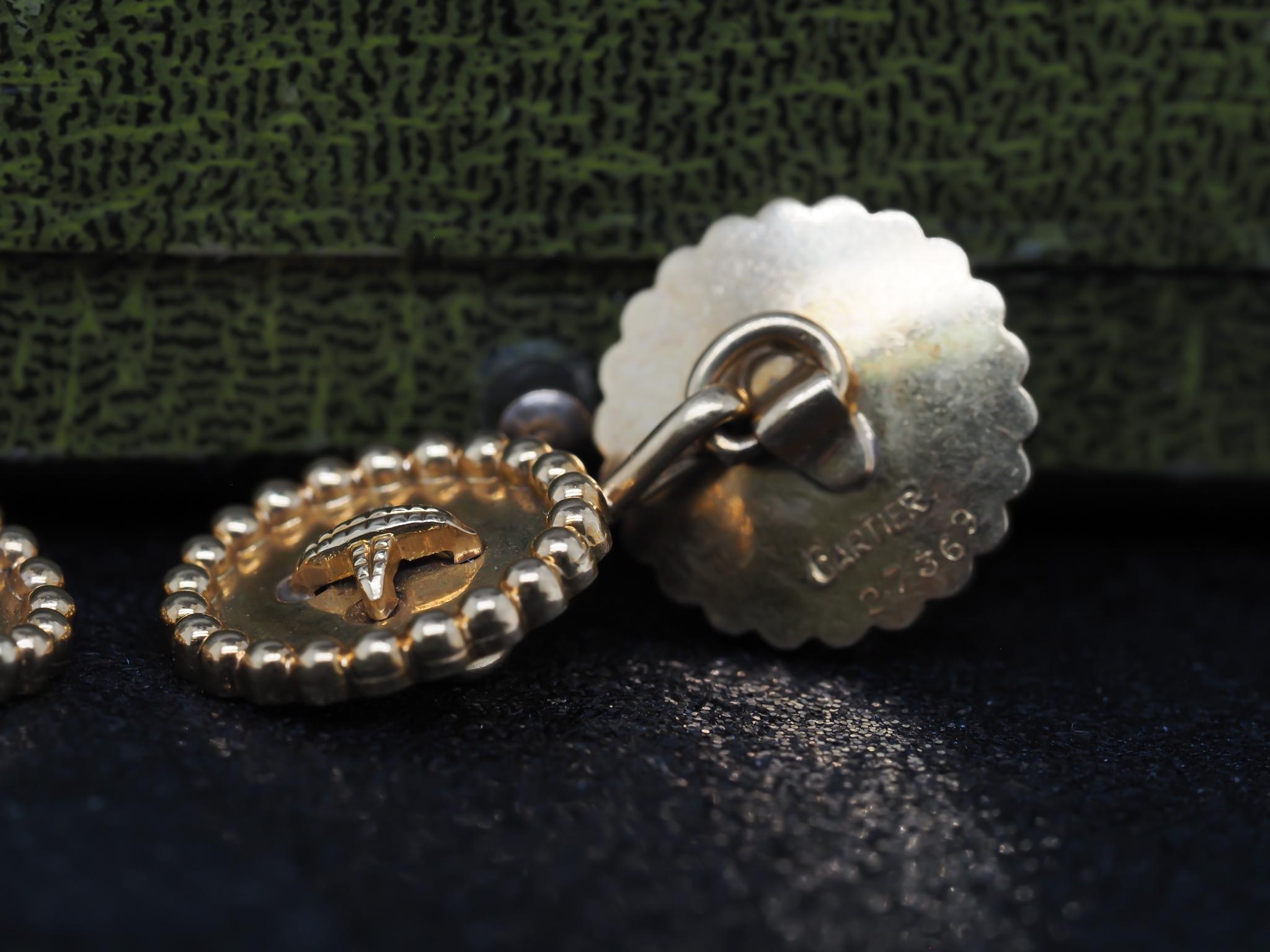 1930s Art Deco CARTIER 18K Yellow Gold Cufflinks with X pattern For Sale 1