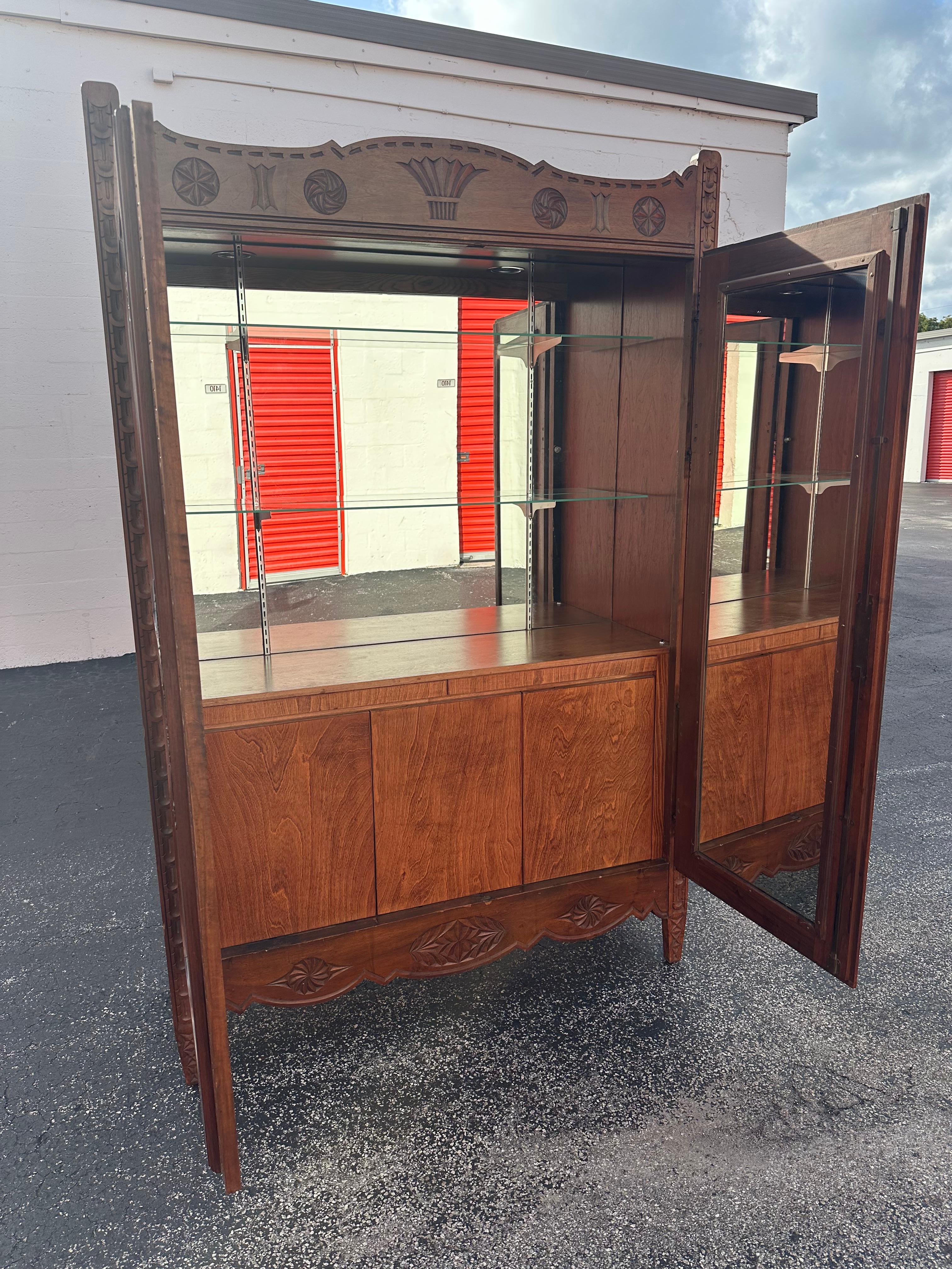 1930s Art Deco Carved Walnut Wood Anglo Style Tall Bar Cabinet Mirrored Armoire For Sale 14