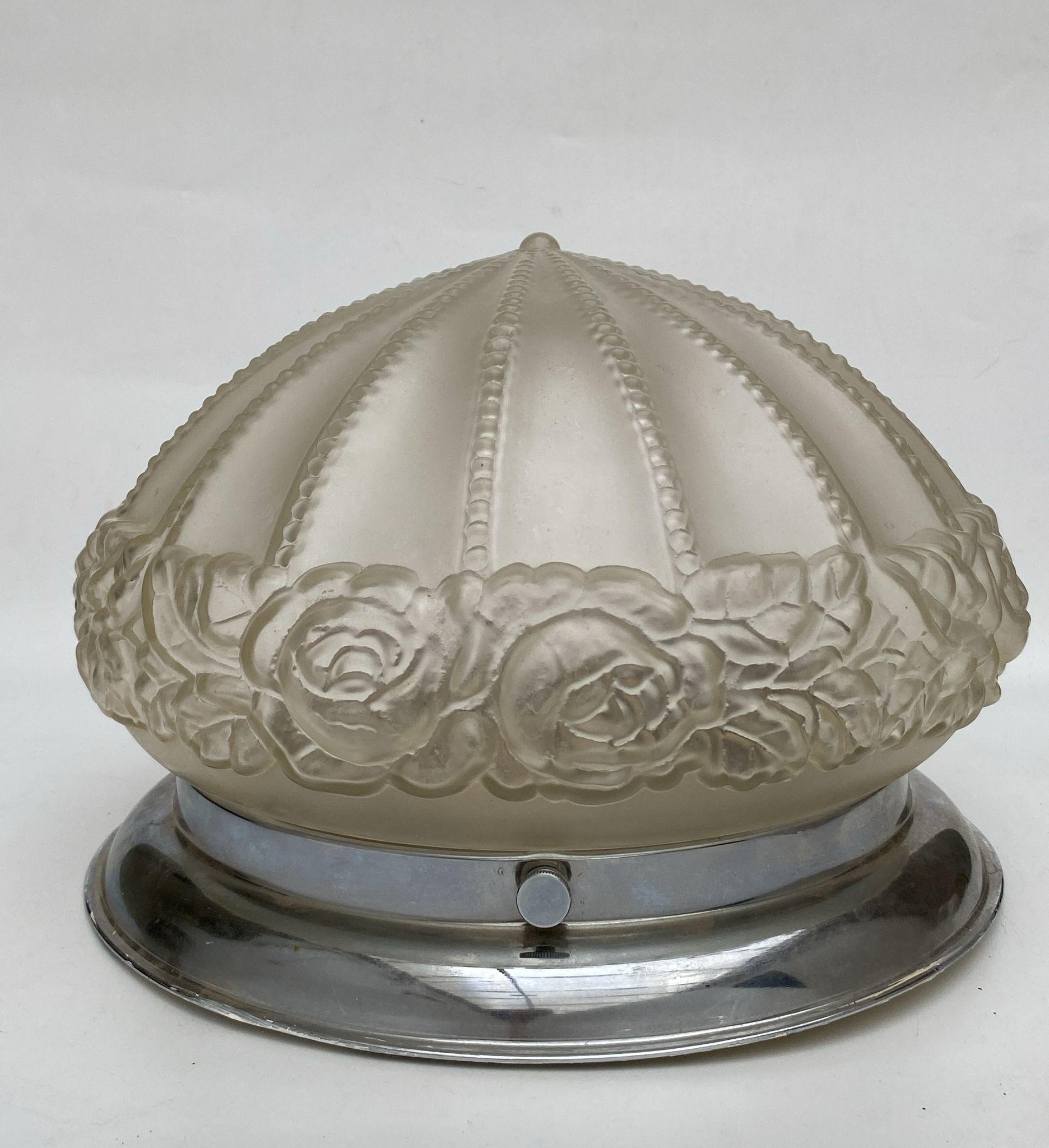 Art Deco Ceiling Light in Pressed Satin Glass, 1930s For Sale 6