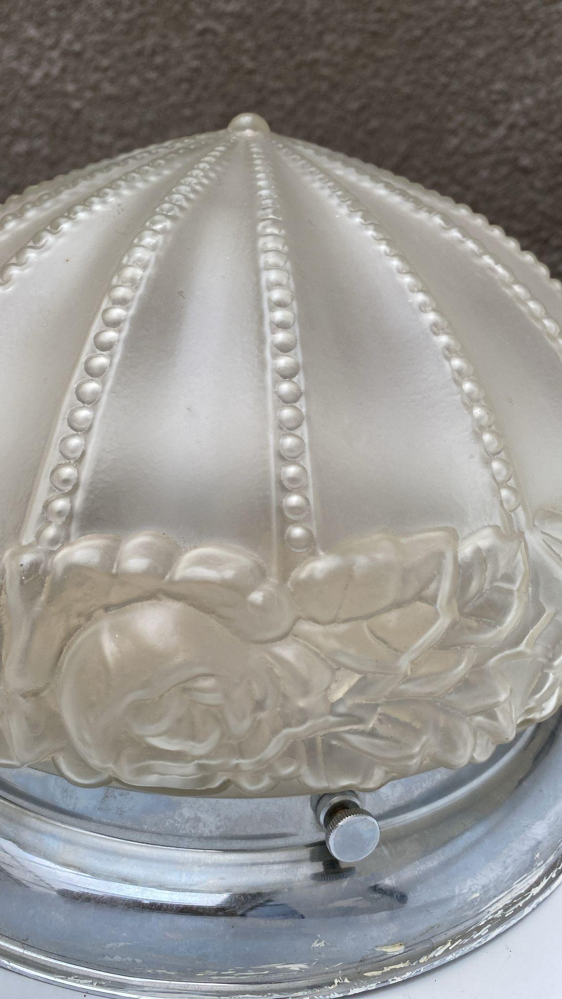 Art Deco Ceiling Light in Pressed Satin Glass, 1930s For Sale 3