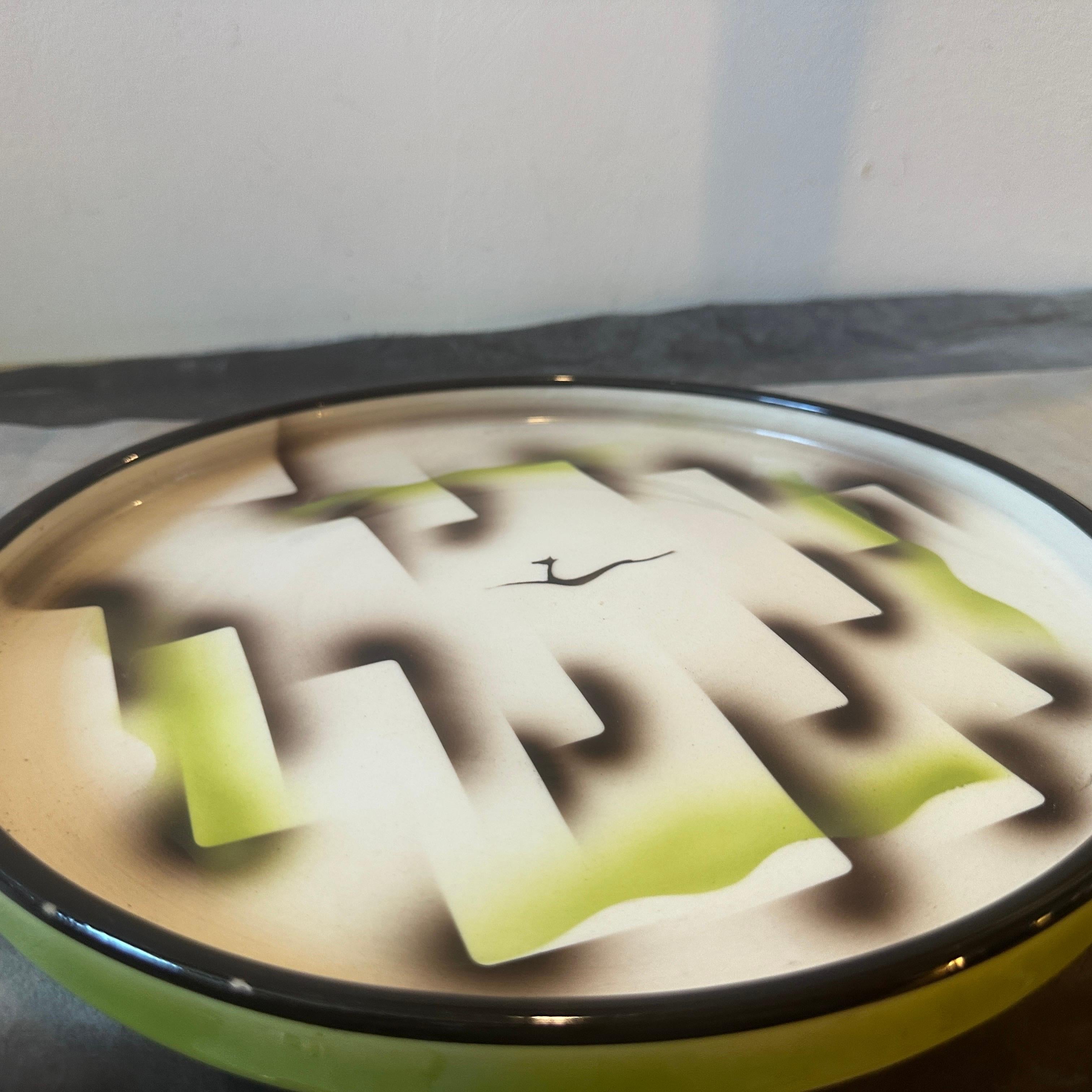1930s Art Deco Ceramic Air Brushed Italian Round Plate by Corrado Lucchesi For Sale 3