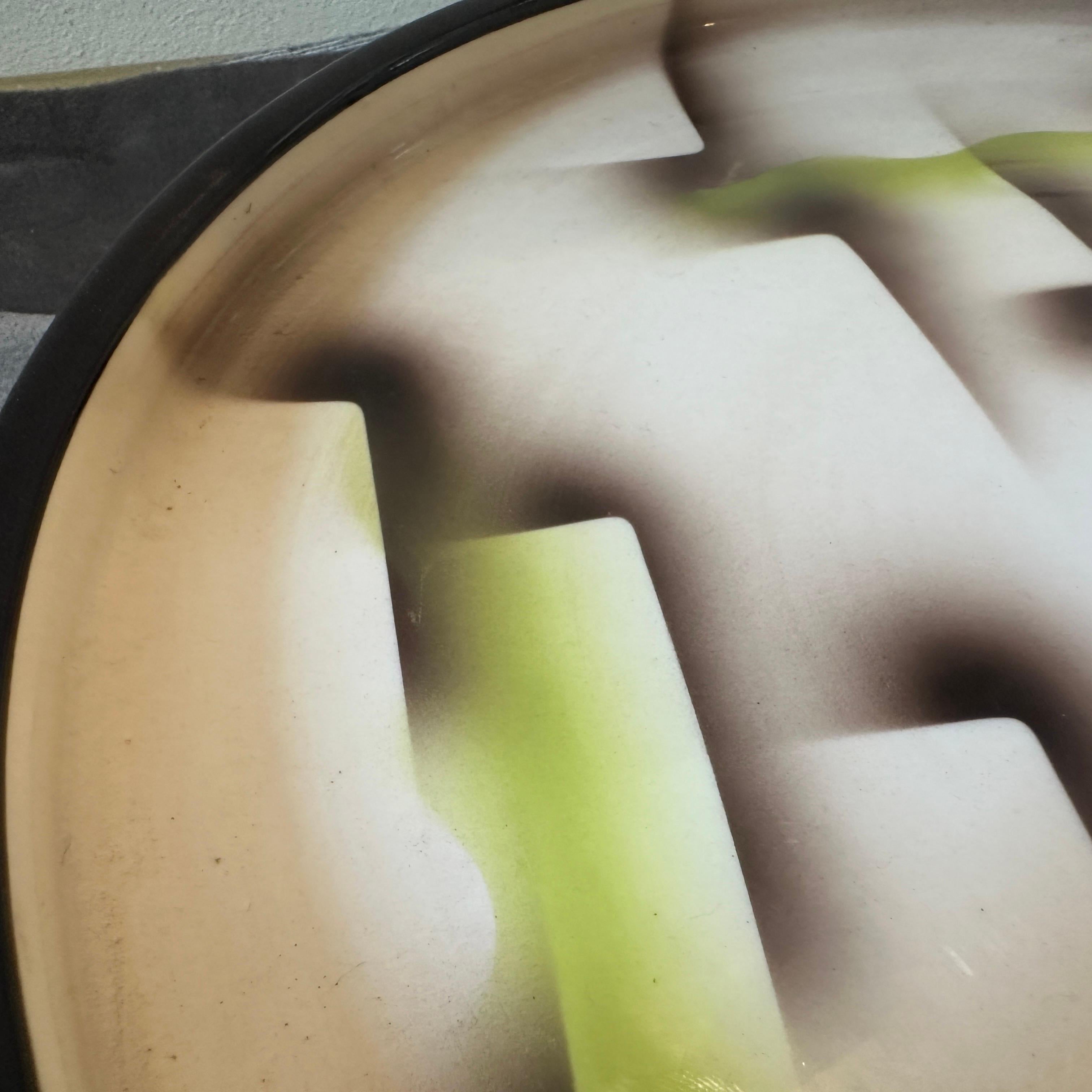 1930s Art Deco Ceramic Air Brushed Italian Round Plate by Corrado Lucchesi For Sale 4