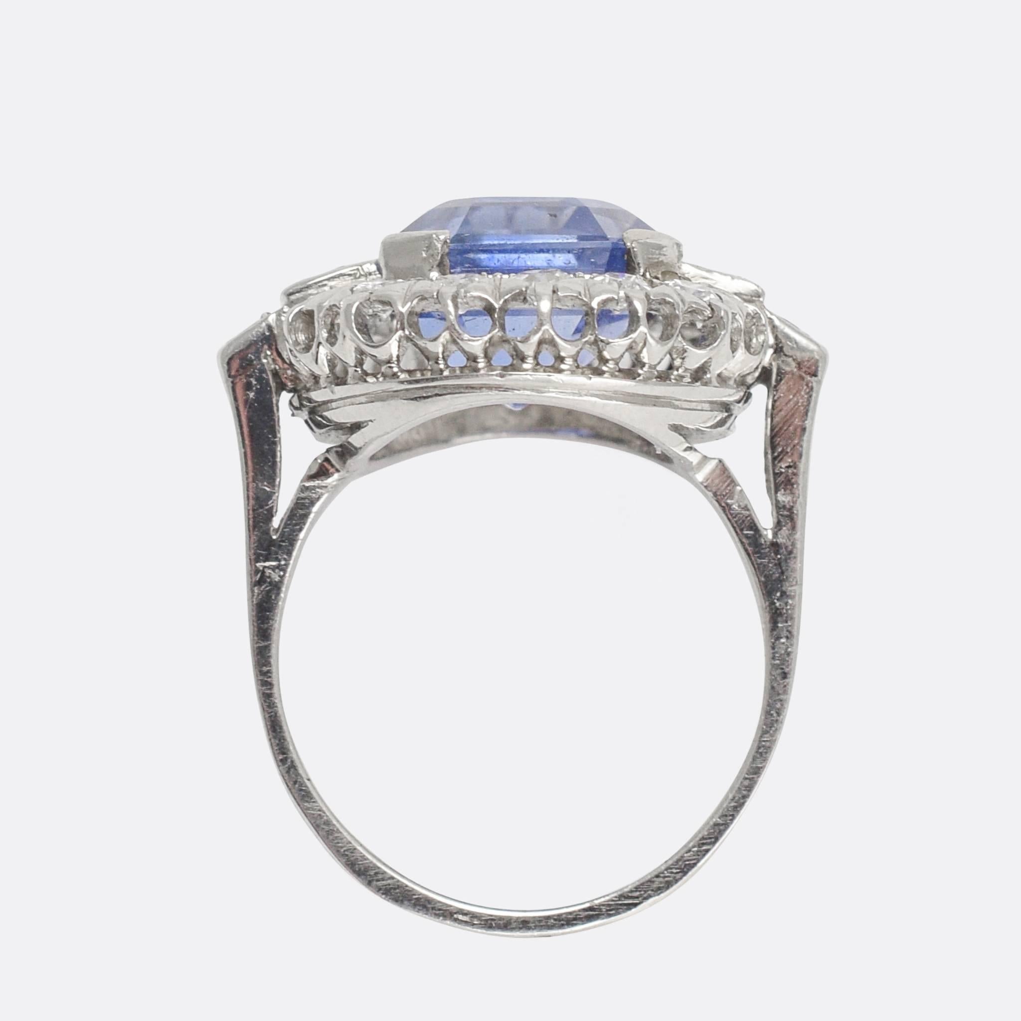 Women's 1930s Art Deco Ceylon Sapphire Diamond Platinum Cluster Ring