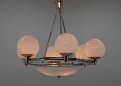 Araña Art Decó de los años 30: Cromo, cobre y cristal opalino checo