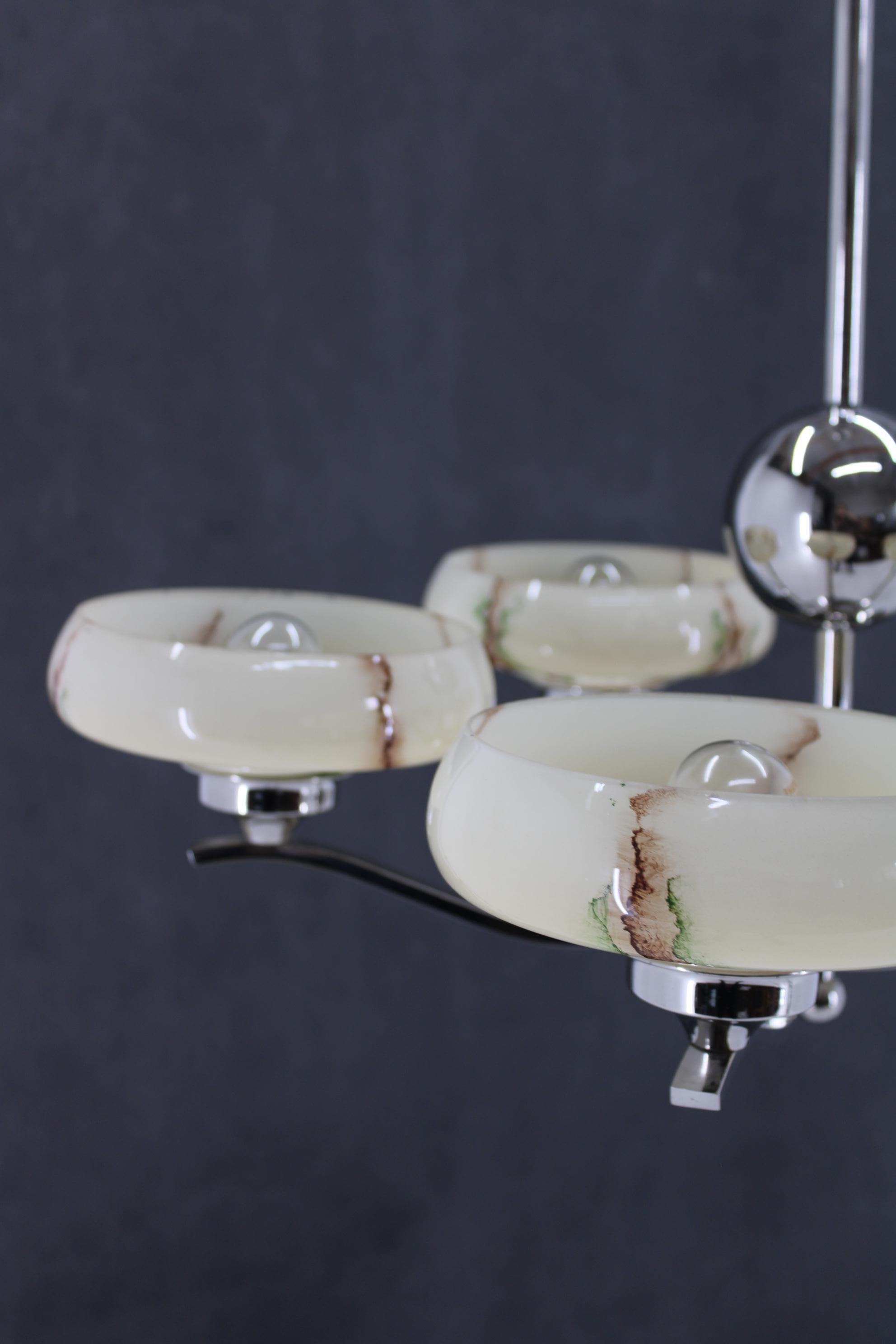 Metà XX secolo Lampadario Art Deco anni '30, Cecoslovacchia in vendita
