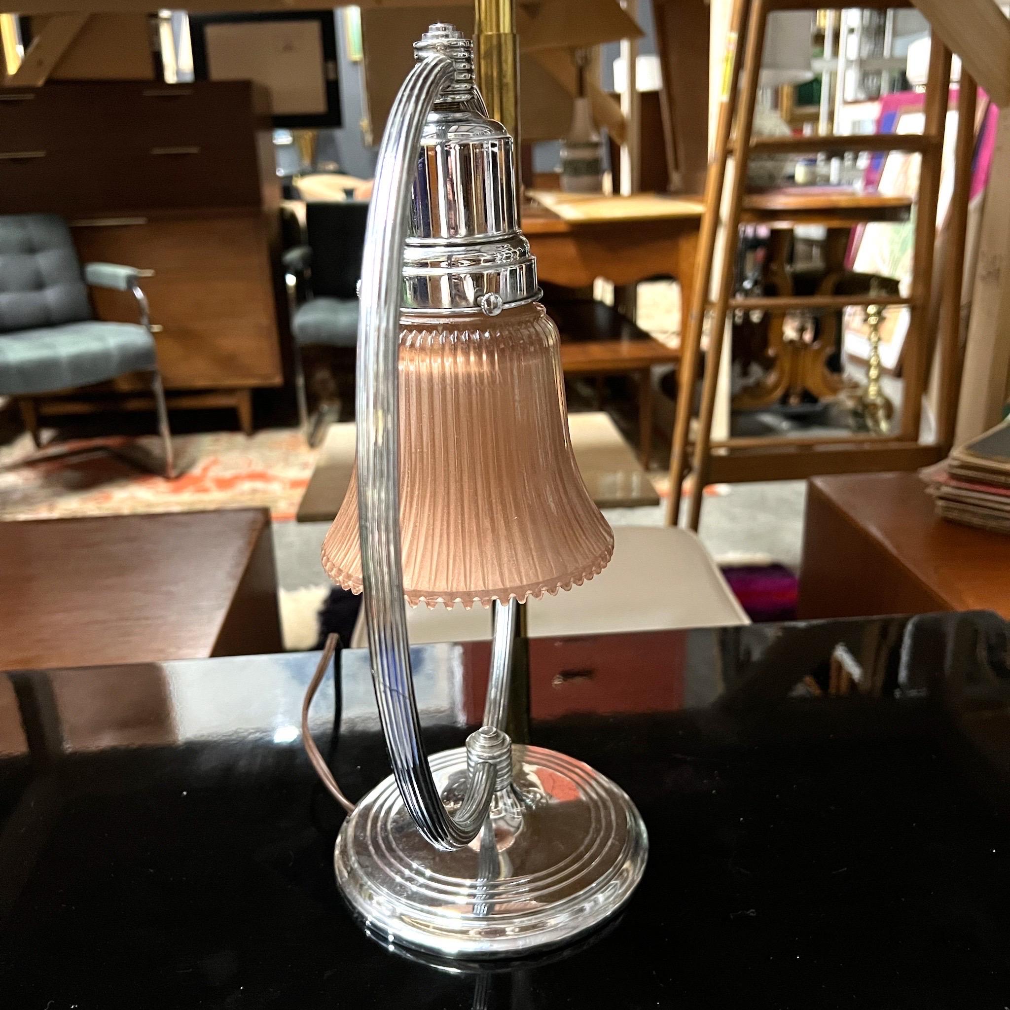 Américain Lampe de style The Art of Chase, 1930 en vente