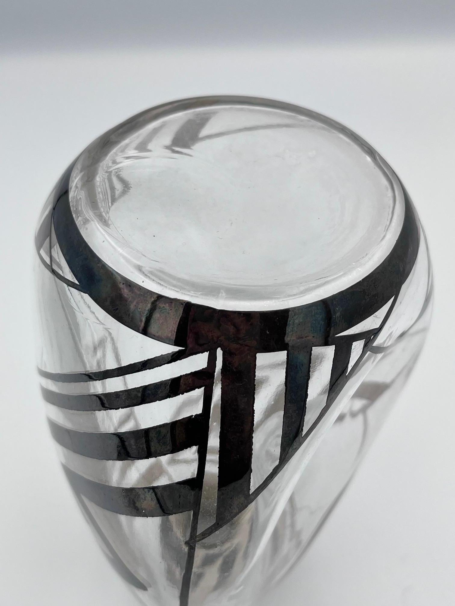 Carafe à décanter Art déco Chevron Lights en verre et en argent des années 1930 en vente 6