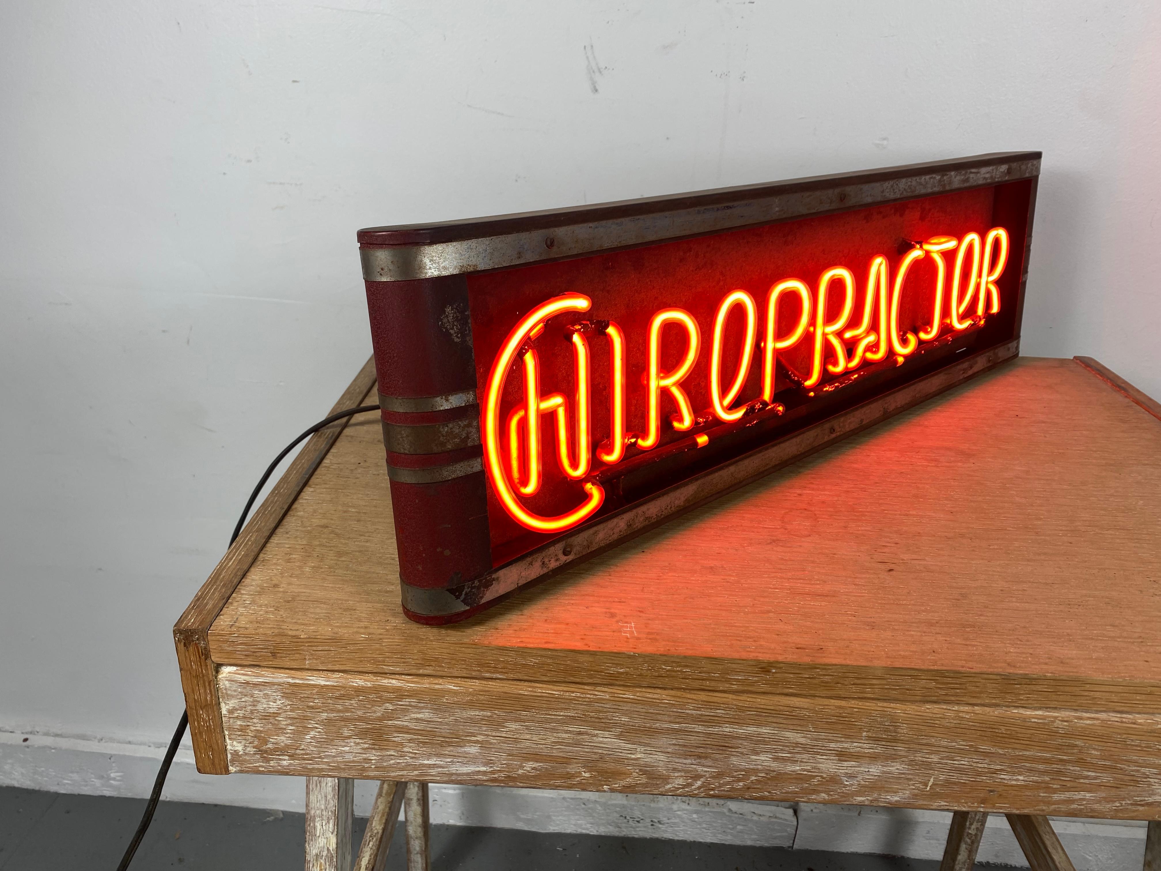 Signature d'un chrriopractor néon des années 1930 Art Déco Bon état - En vente à Buffalo, NY