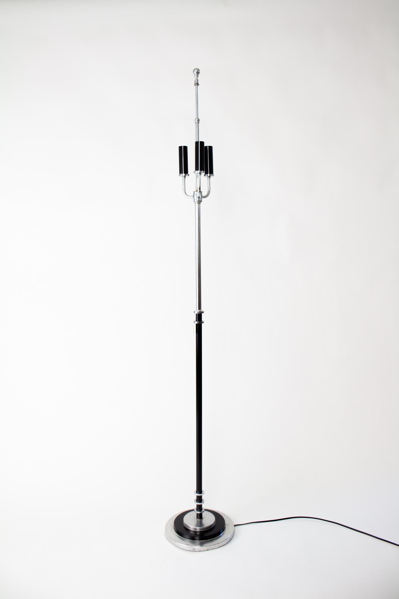 American 1930's Art Deco Chrome and Black Floor Lamp with String Lampshade For Sale