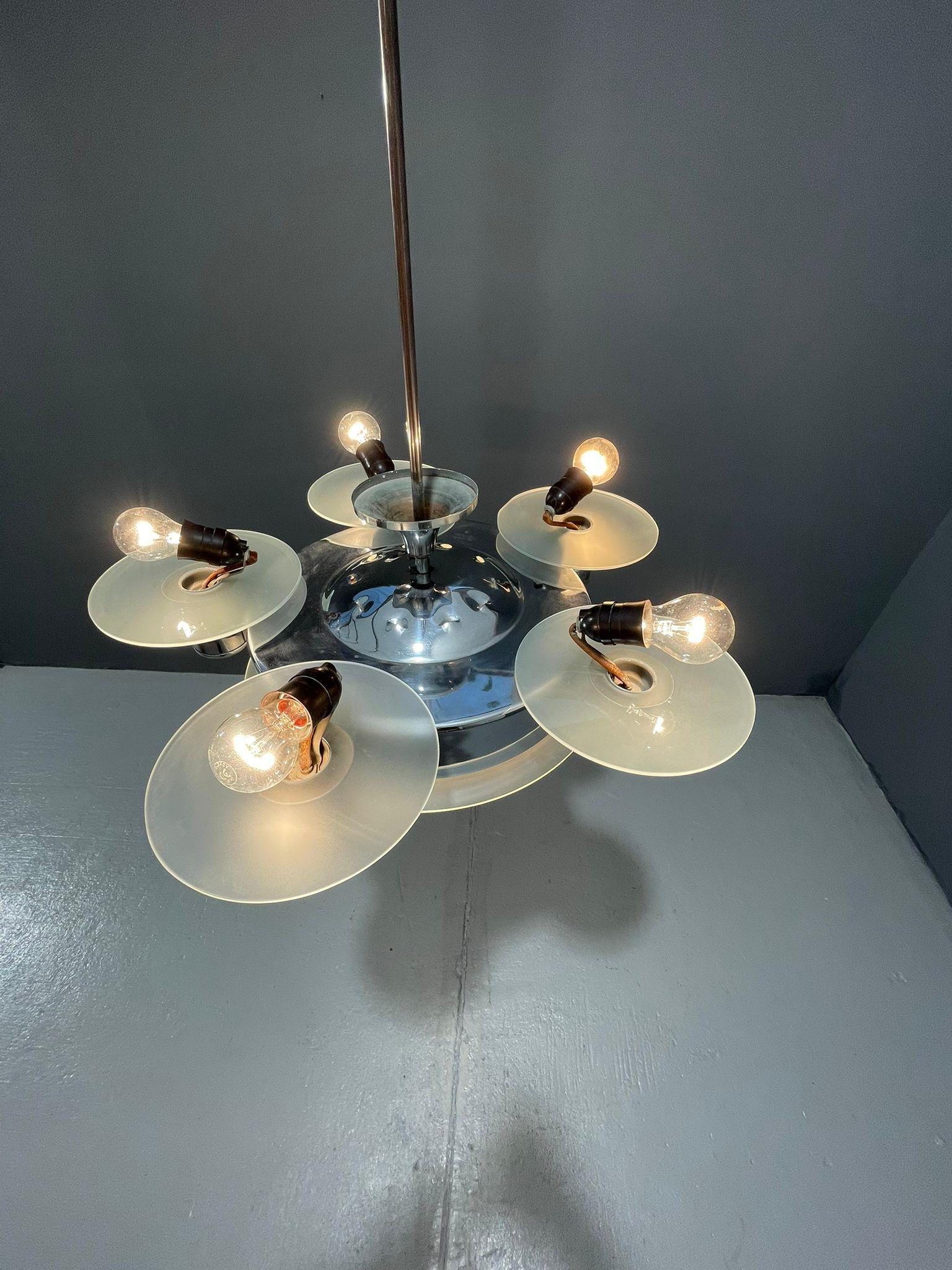 Lustre Art of Vintage des années 1930 avec abat-jour en verre dépoli - Czech Vintage en vente 6