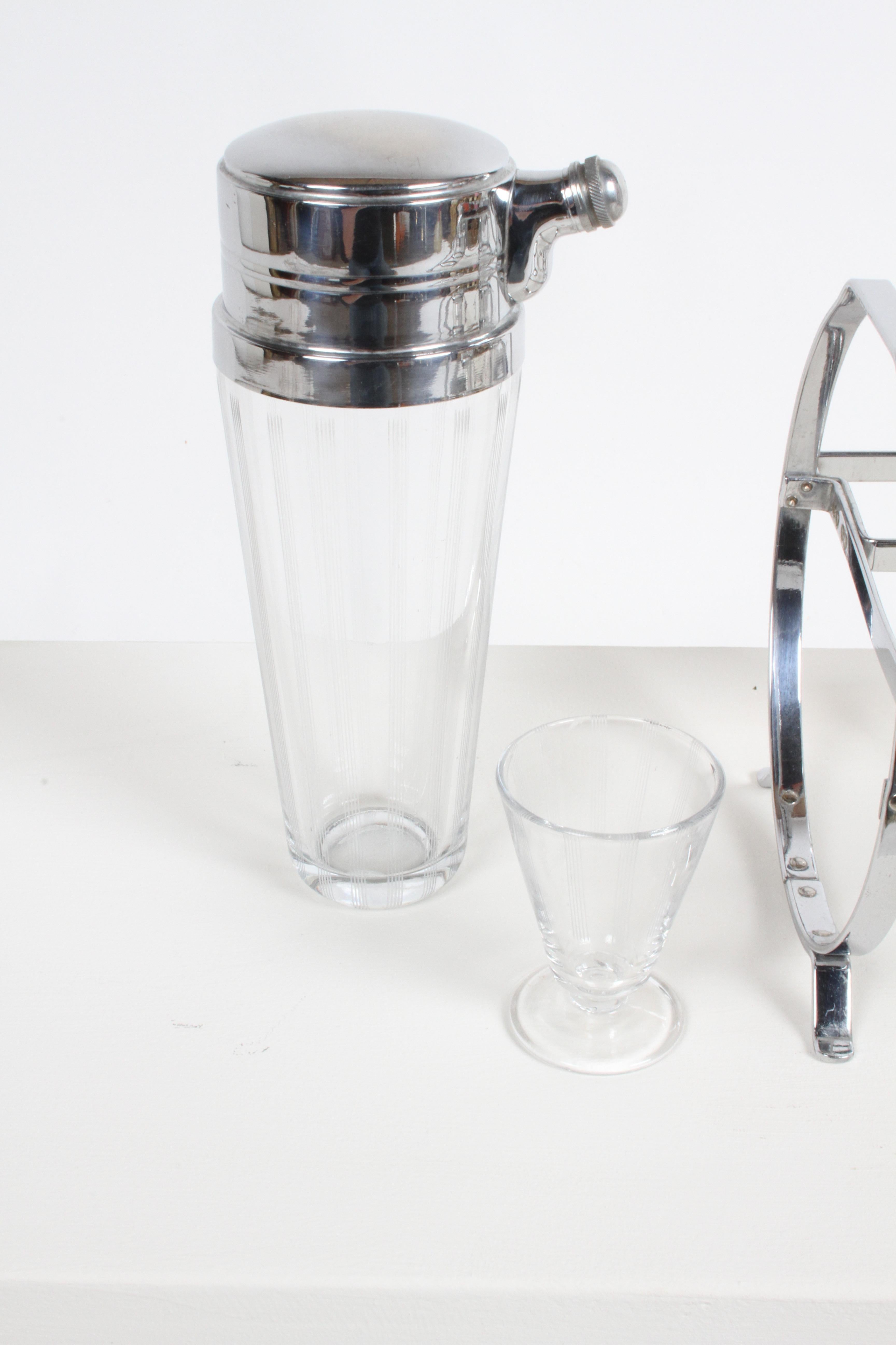 1930s Art Deco Chrome Cocktail Shaker with Six Glasses on Gyroscopic Caddy Stand For Sale 9