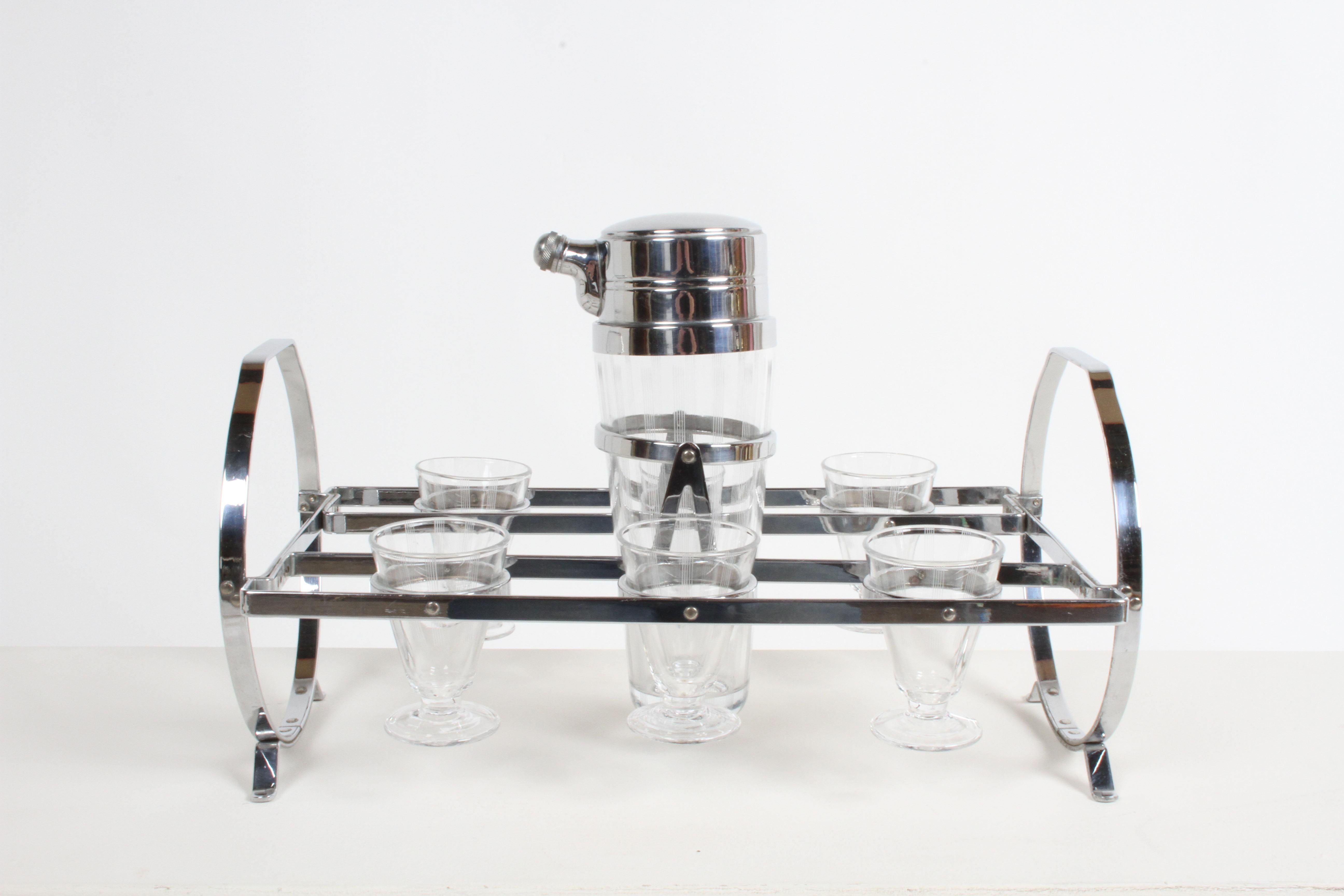 American 1930s Art Deco Chrome Cocktail Shaker with Six Glasses on Gyroscopic Caddy Stand For Sale