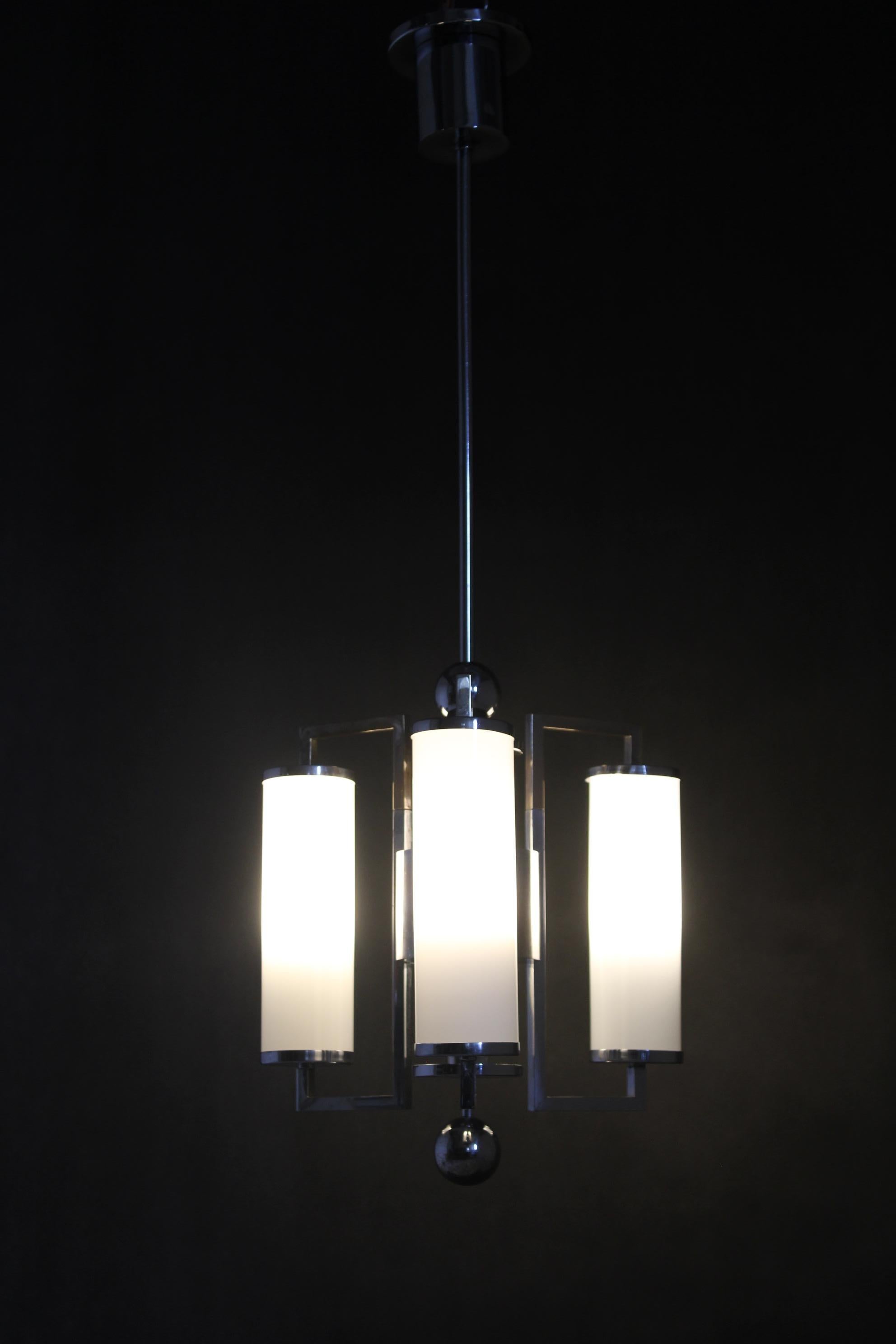Lampadario Art Deco cromato anni '30 con vetro Tubus, Cecoslovacchia in vendita 4