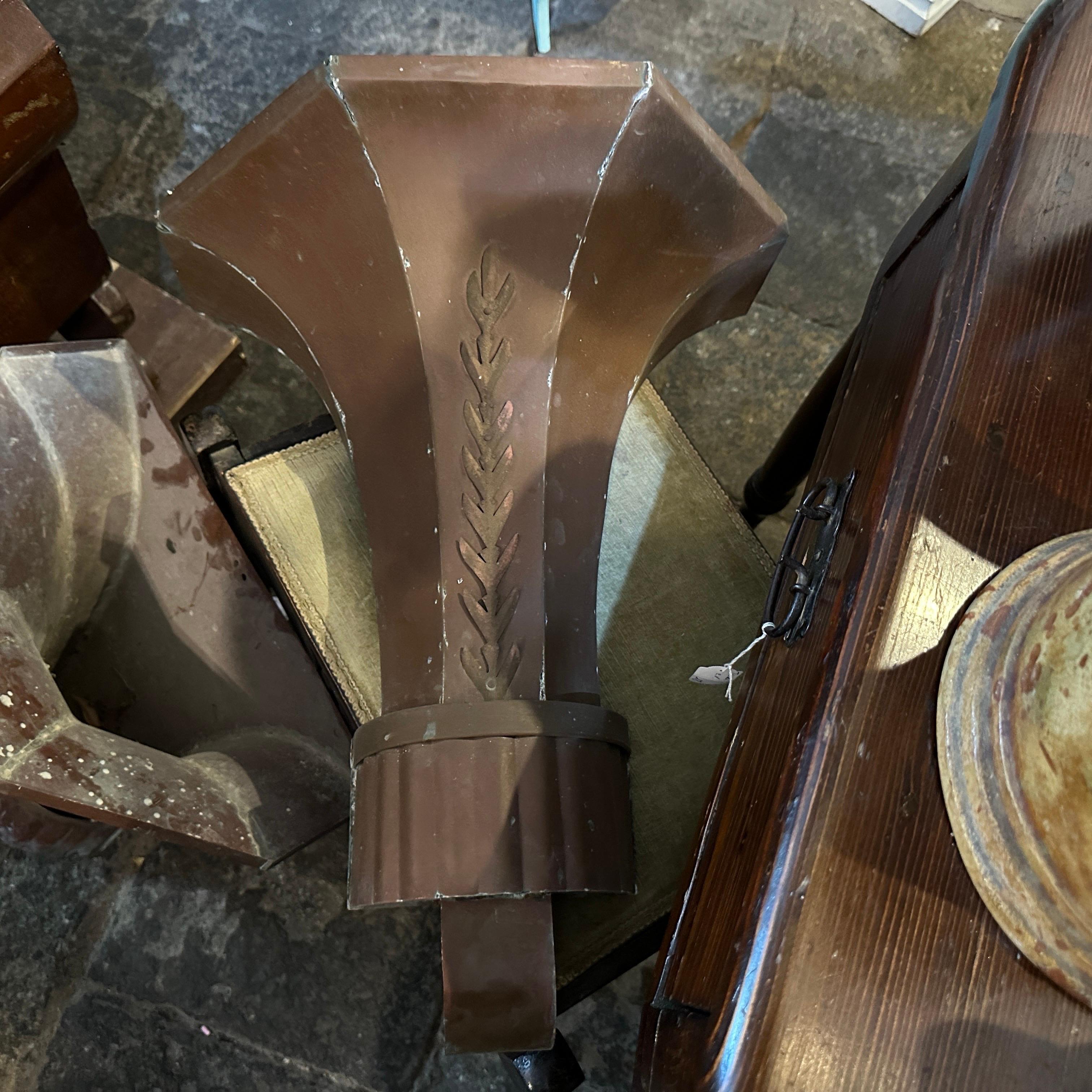 1930s Art Deco Copper Italian Theater Wall Sconces For Sale 7