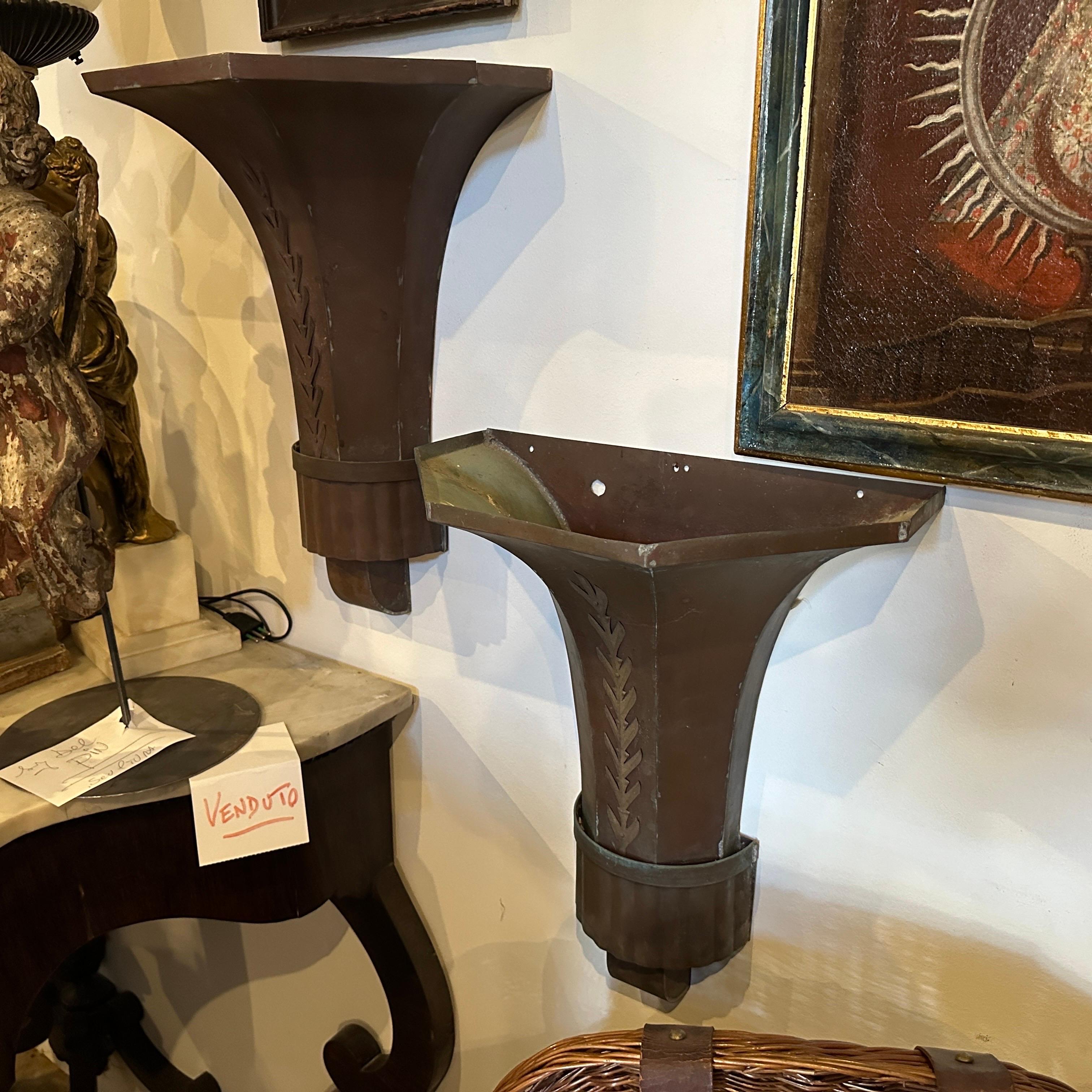 1930s Art Deco Copper Italian Theater Wall Sconces For Sale 2