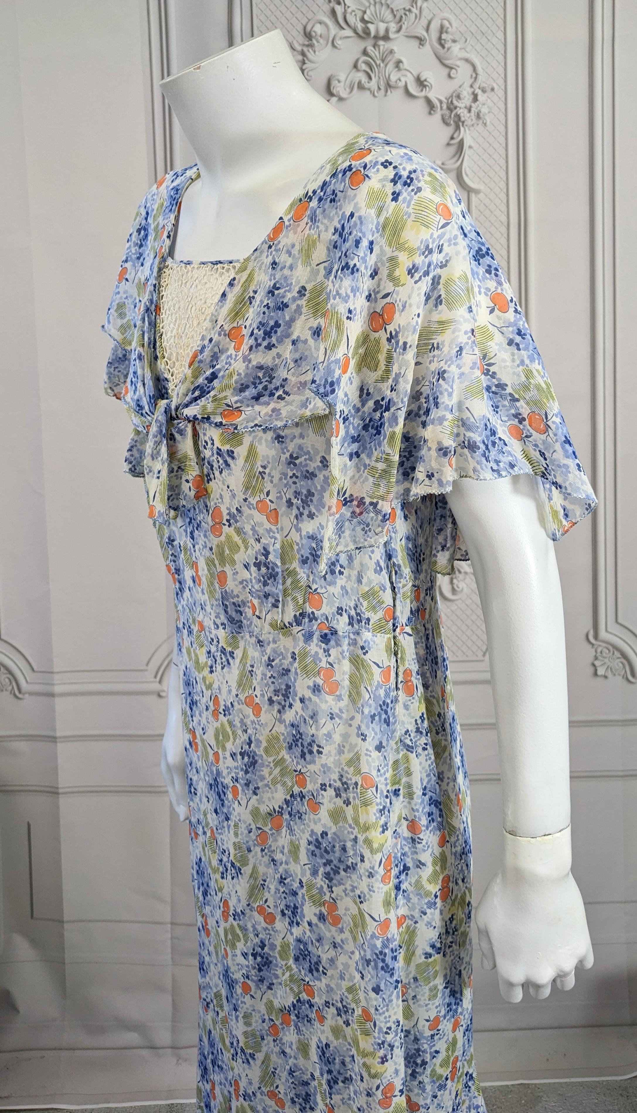 1930's Art Deco Baumwolle Kirsche Druck Tag Kleid im Angebot 1