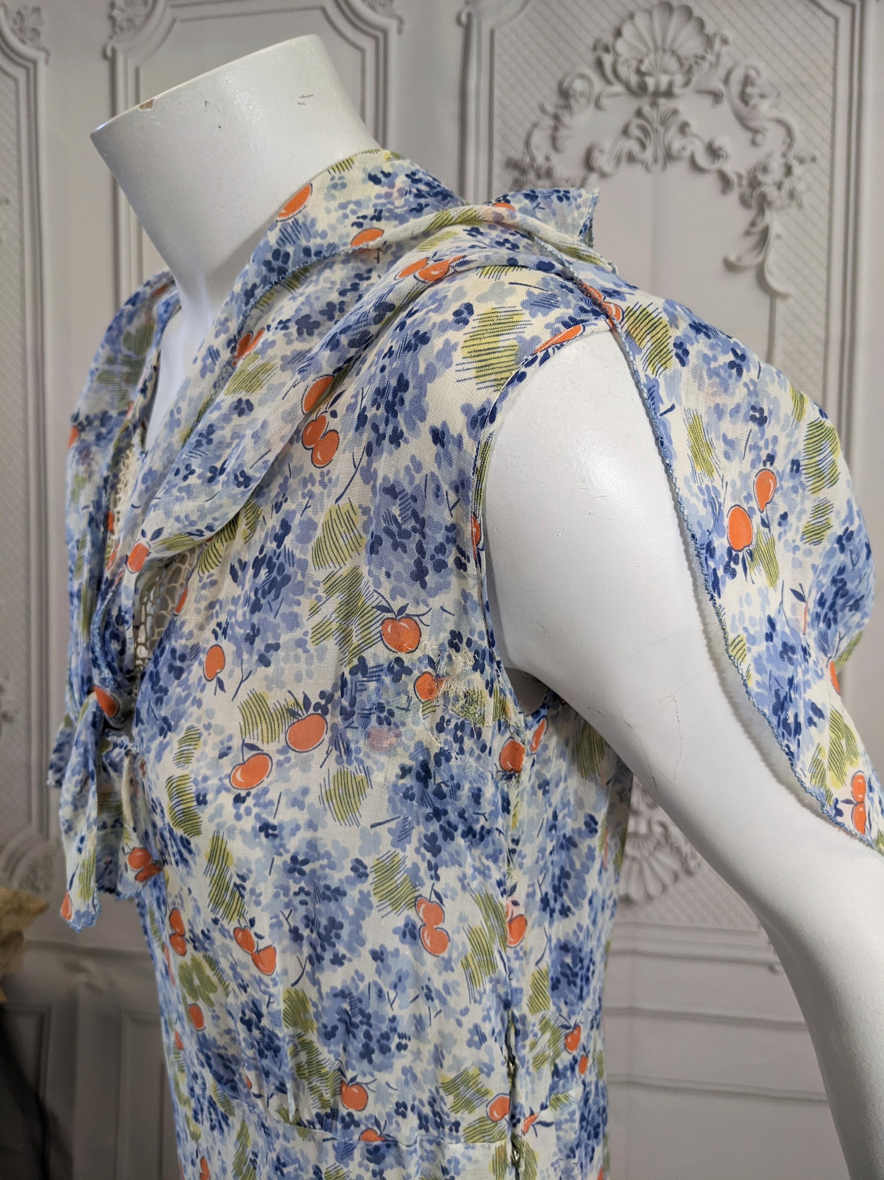Robe de jour Art déco en coton imprimé cerisier des années 1930 en vente 4