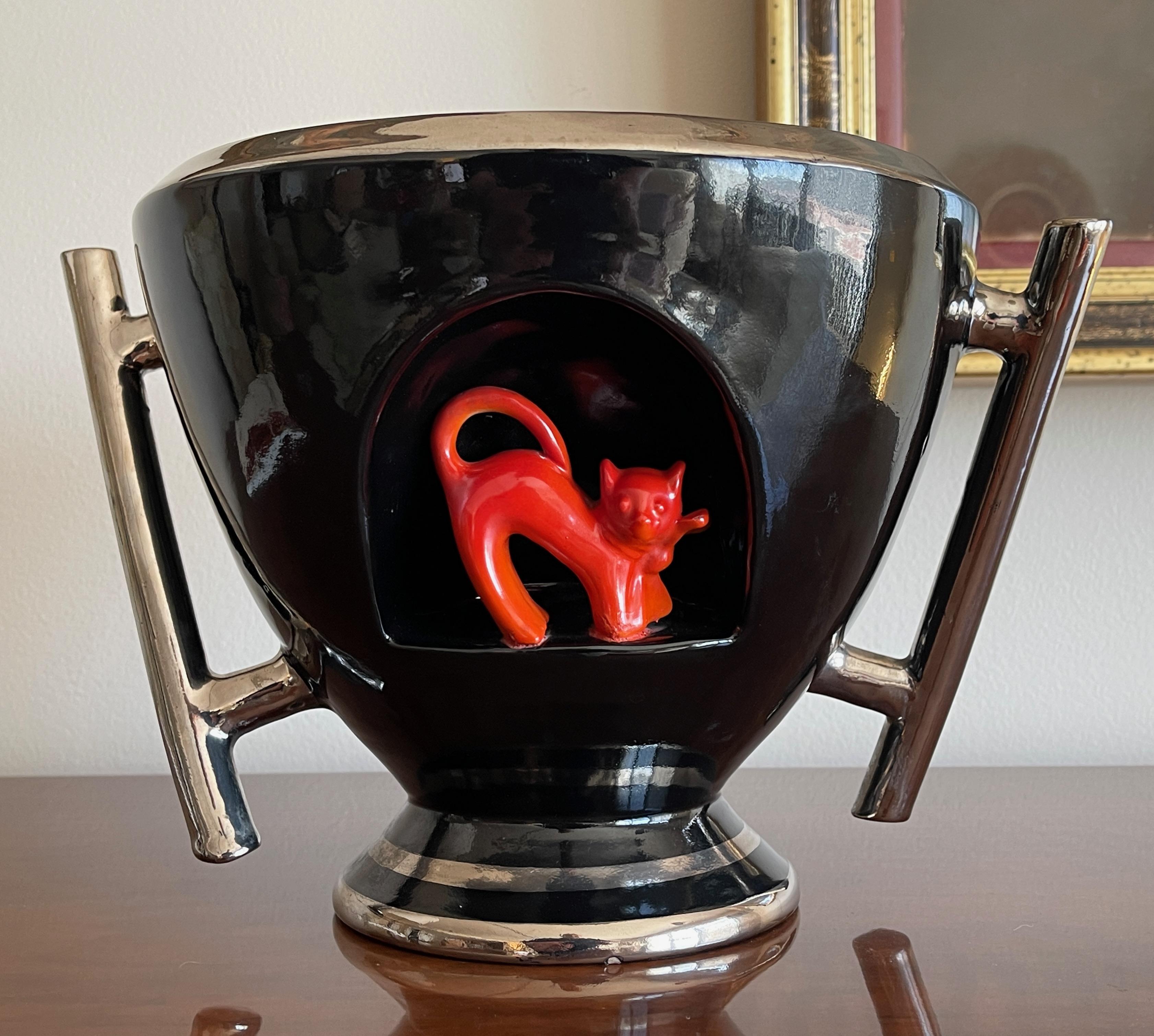 1930's Art Deco CIMA Deruta Urn with Fox by Ezio Cocchioni, documented For Sale 5