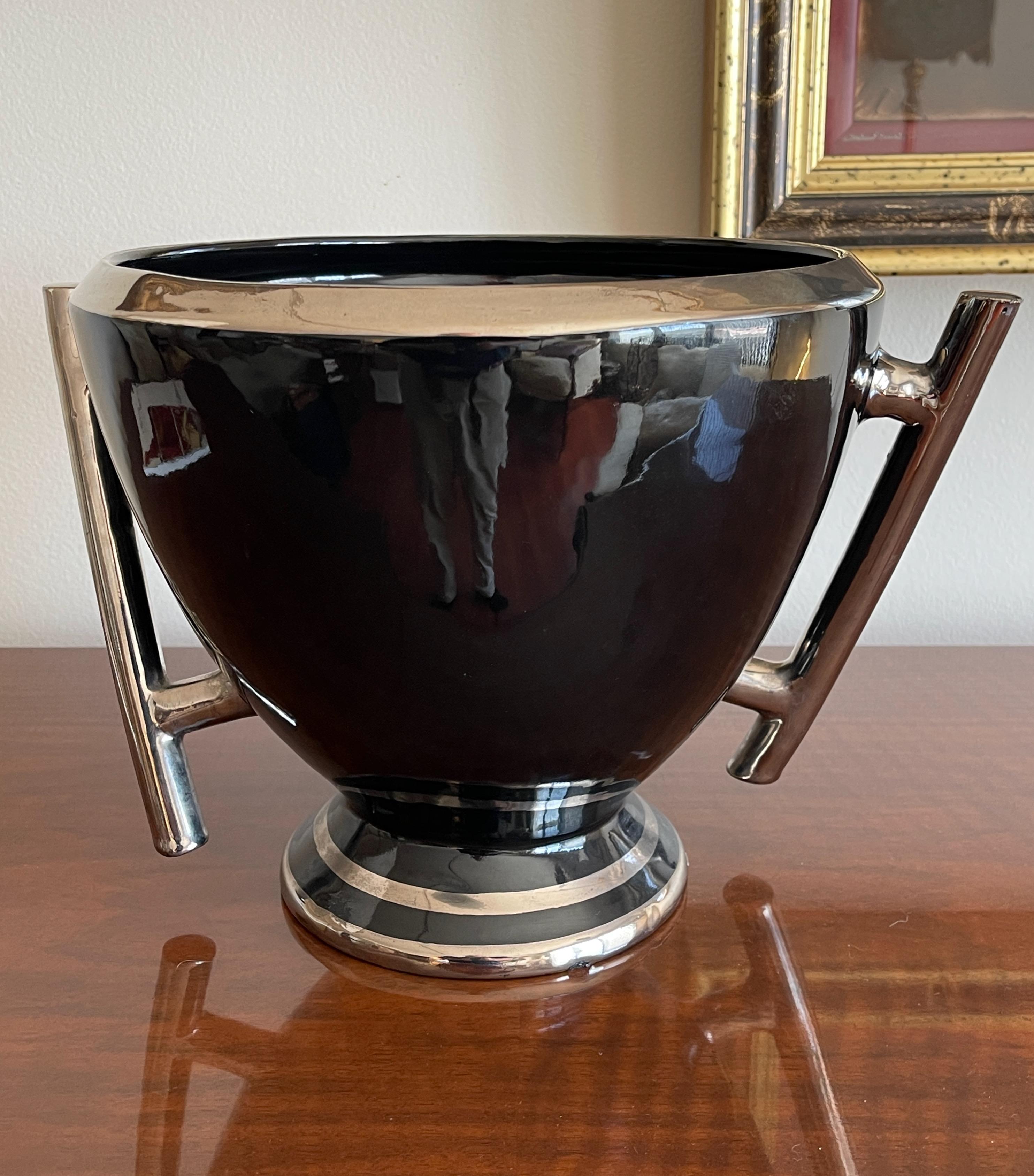 1930's Art Deco CIMA Deruta Urn with Fox by Ezio Cocchioni, documented For Sale 3