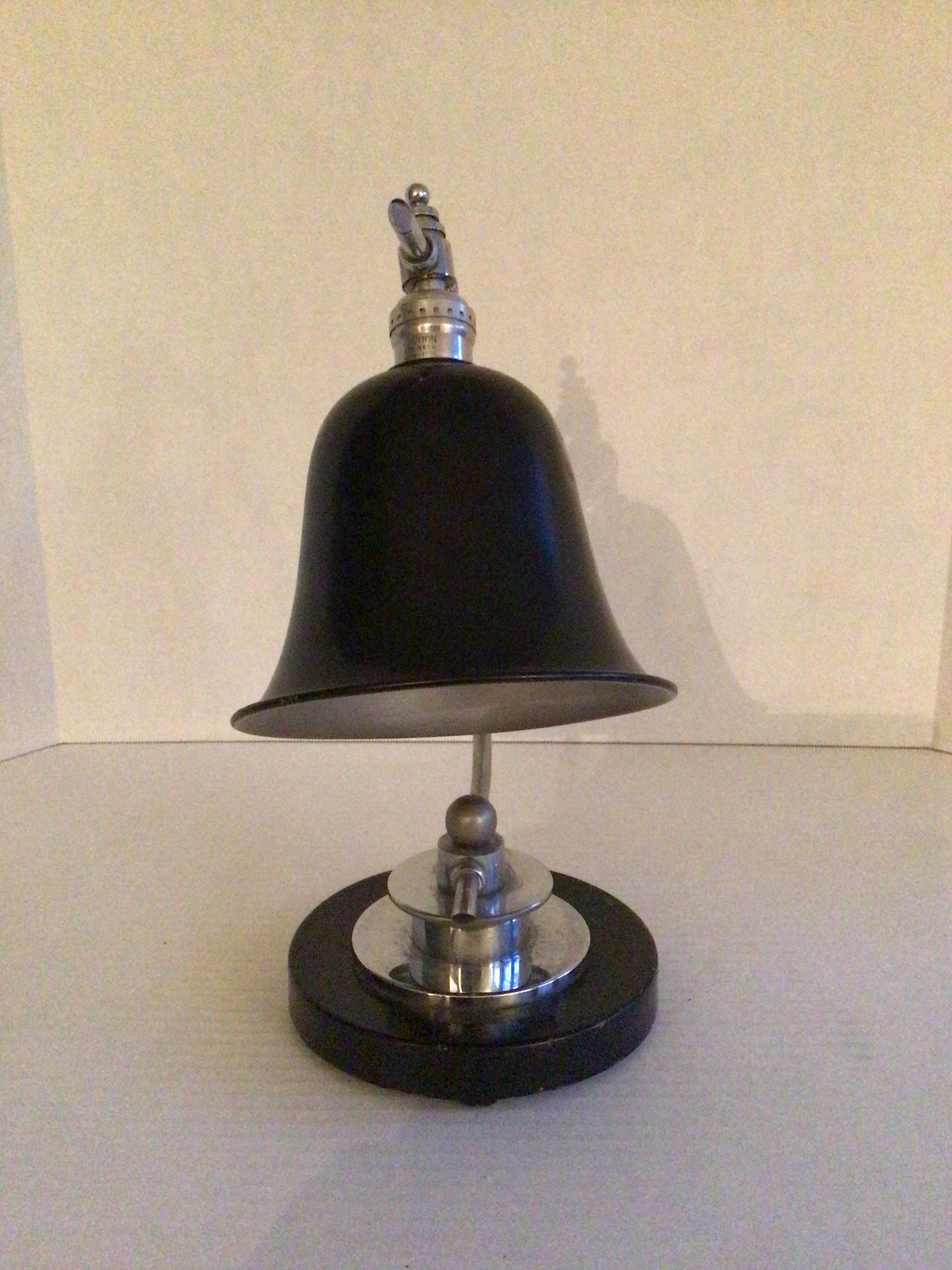 Lámpara de escritorio Art Decó de los años 30 mediados del siglo XX en venta