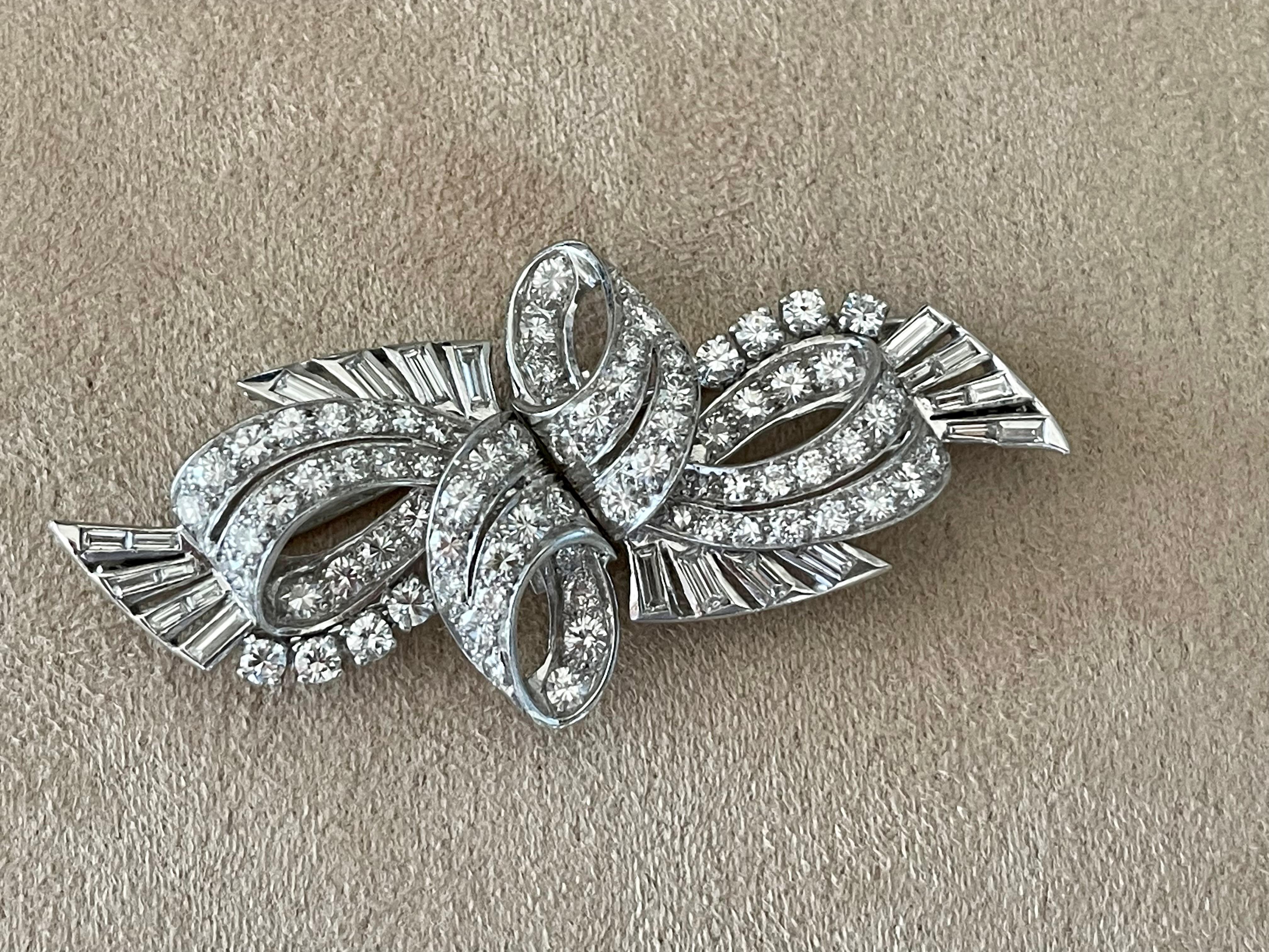 1930s Art Deco Diamond and Platinum Double Clip Brooch For Sale 2