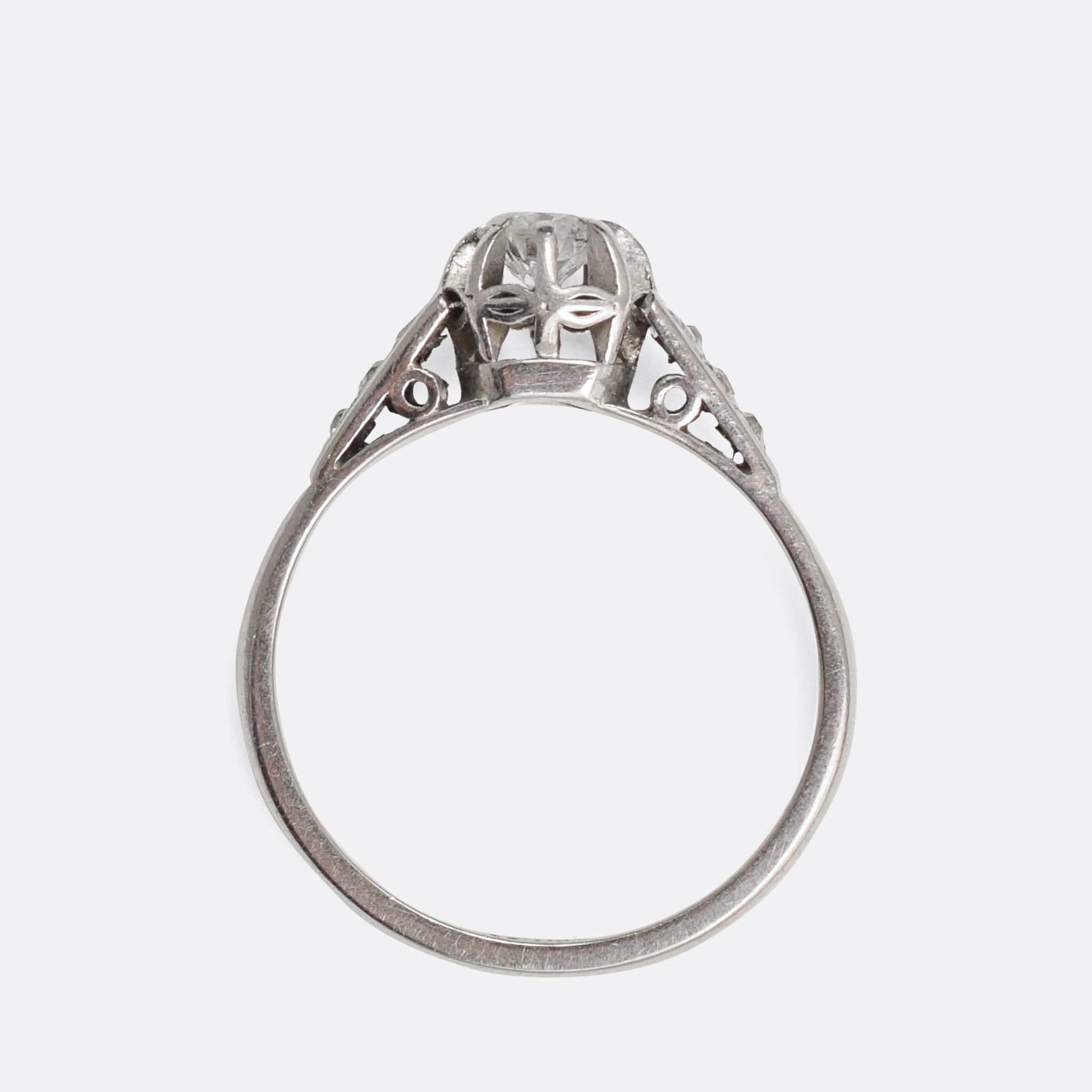 Women's 1930s Art Deco Diamond Engagement Ring