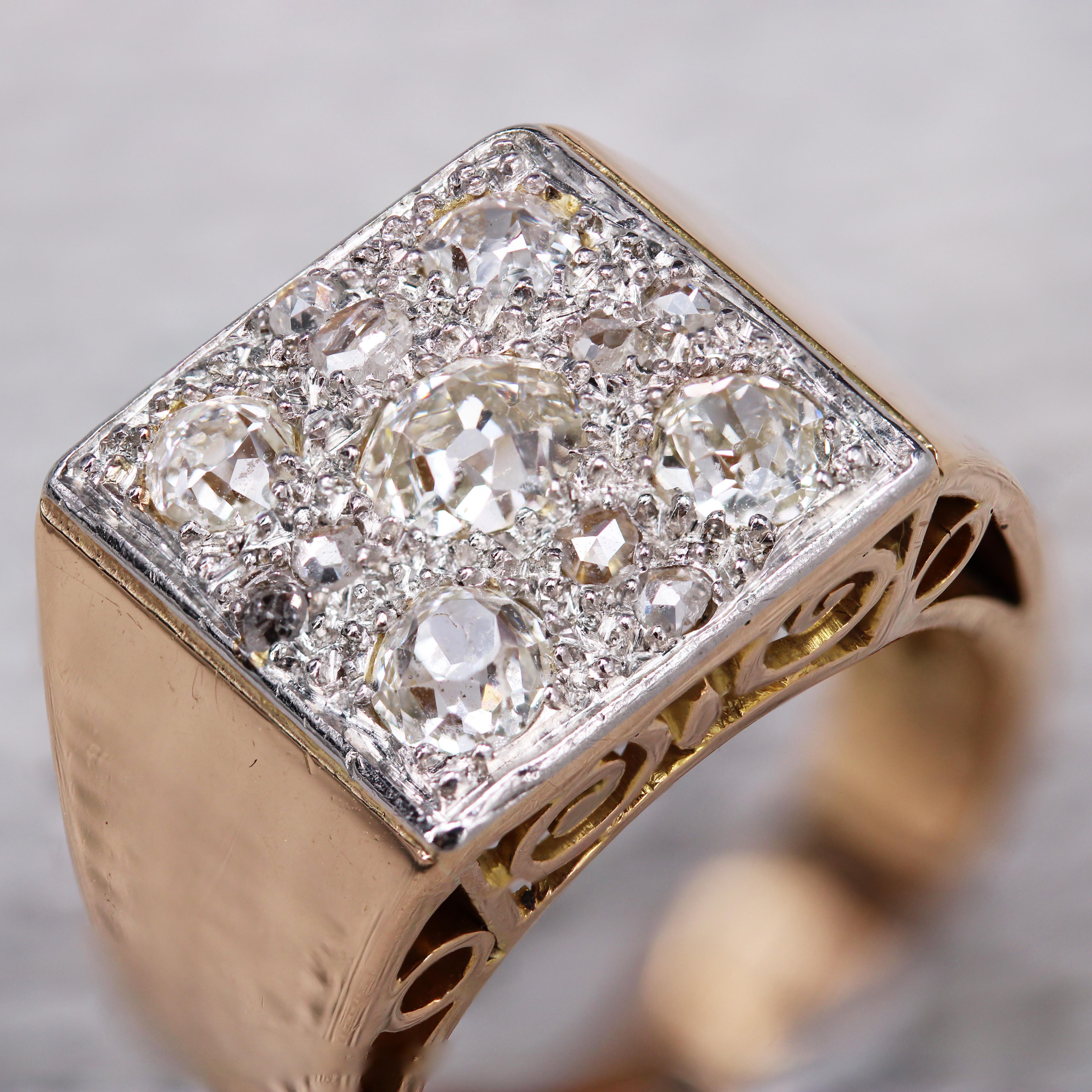 1930s Art Deco Diamond Paving 18 Karat Rose Gold Ring In Good Condition For Sale In Poitiers, FR