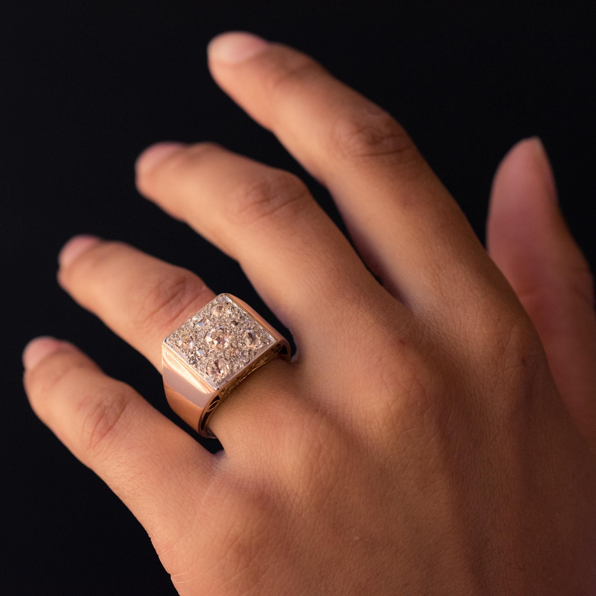 Women's 1930s Art Deco Diamond Paving 18 Karat Rose Gold Ring For Sale