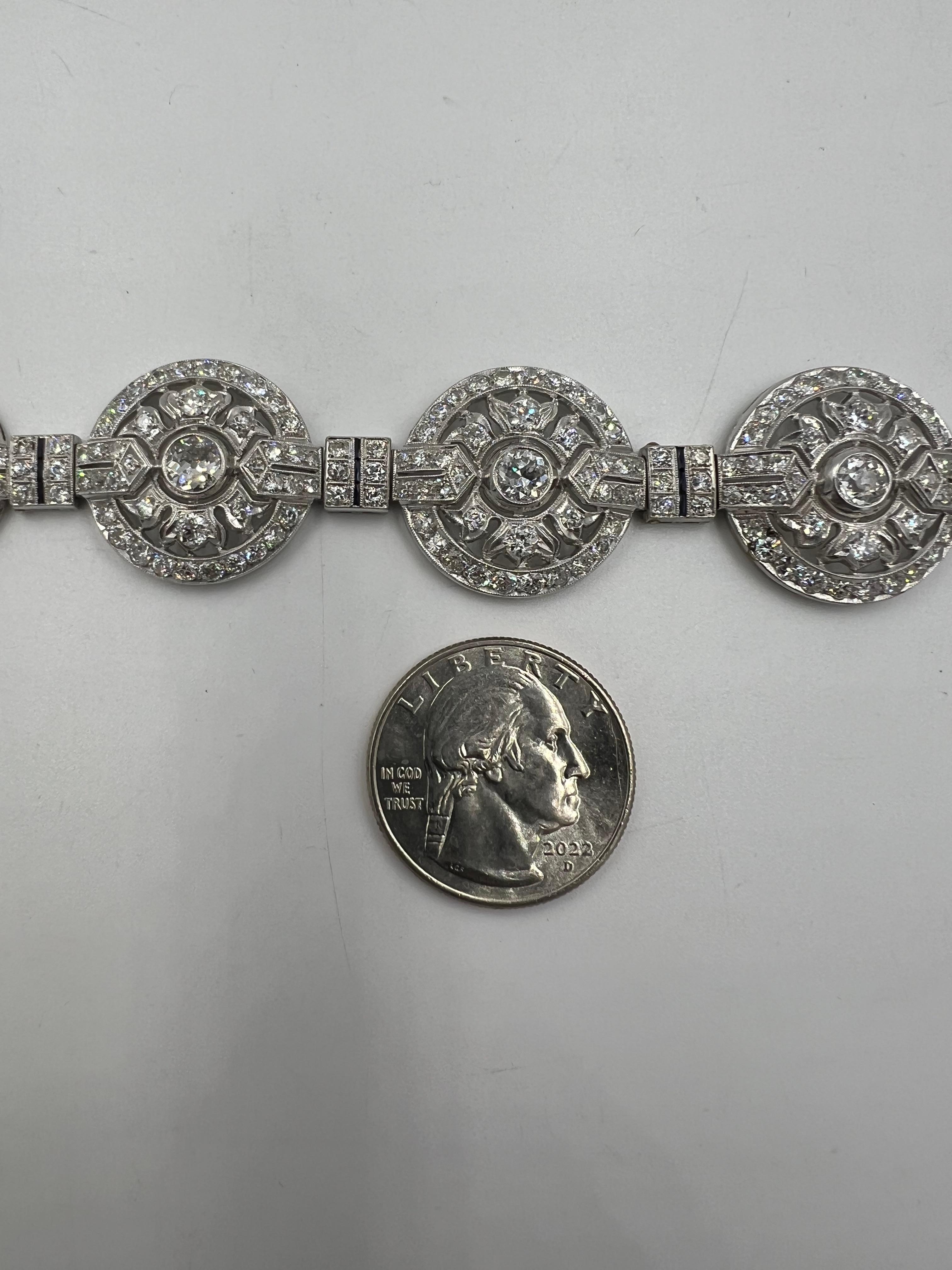 Bracelet circulaire Art déco des années 1930 en platine et diamants Bon état - En vente à Los Angeles, CA