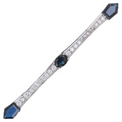 Bar-Brosche aus 18 Karat Wei- und Gelbgold mit Diamanten und Saphiren im Art dco-Stil, 1930er Jahre