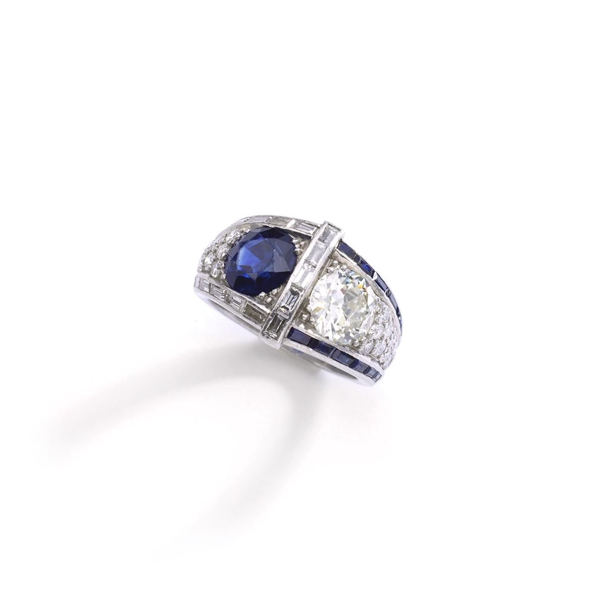 Art Deco Diamond Round and Baguette cut, Sapphire Round and calibrated on Platinum Ring.
Circa 1930.
