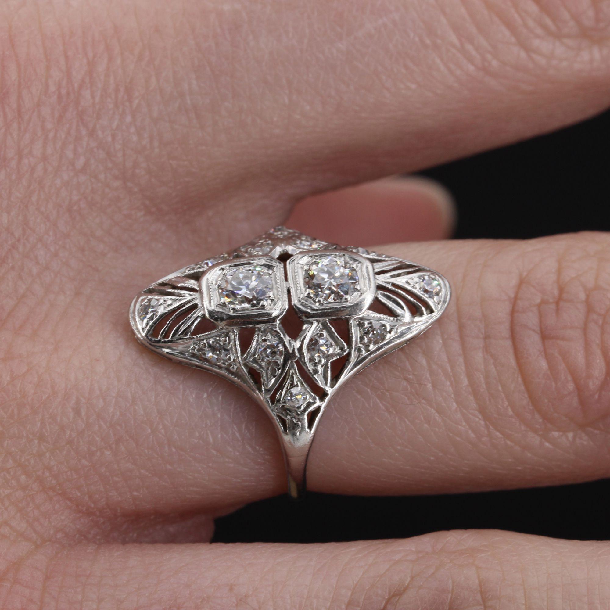 Women's 1930s Art Deco Diamonds Openwork Platinum Ring For Sale
