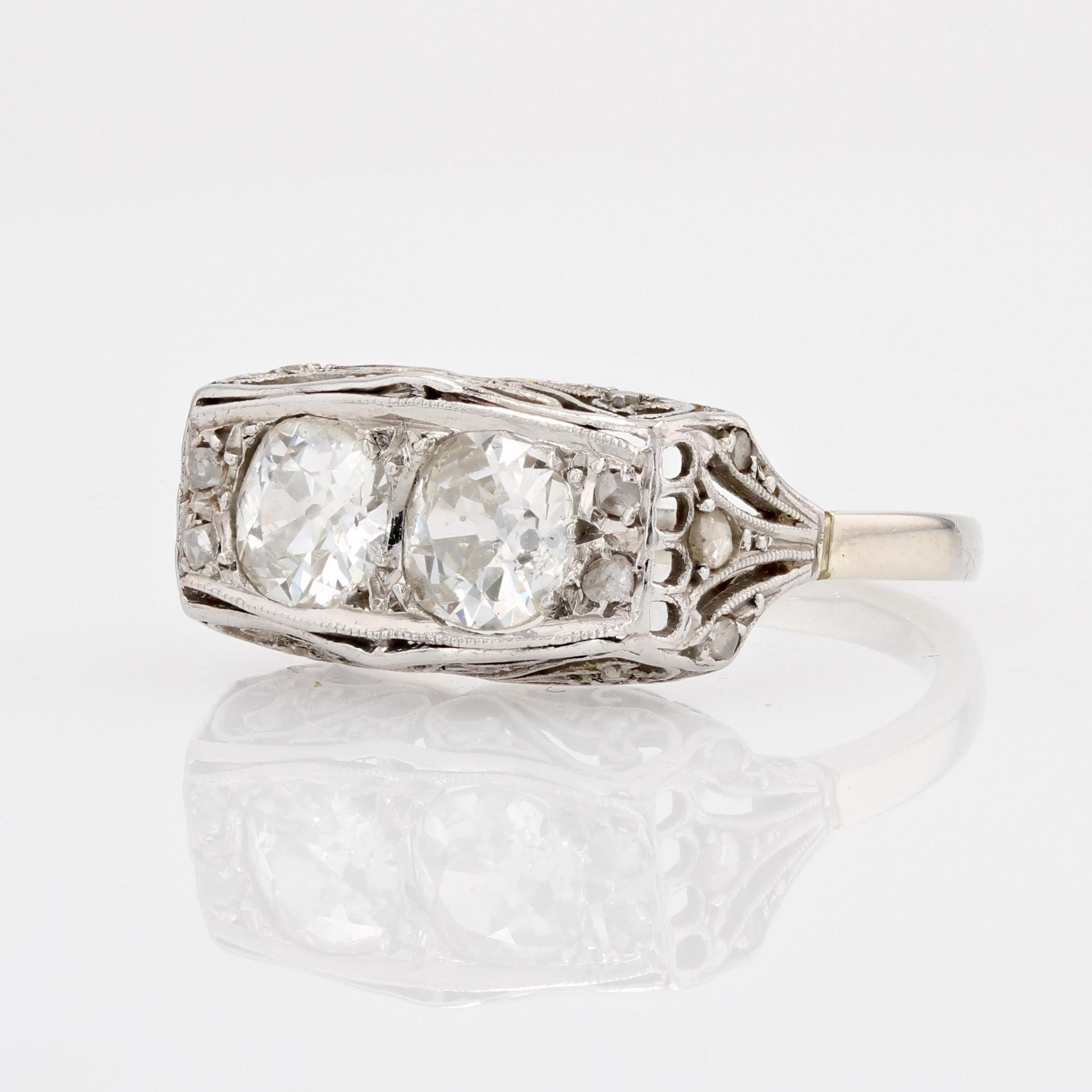 1930s Art Deco Duo 1 Carat Diamond 18 Karat White Gold Platinum Ring In Good Condition For Sale In Poitiers, FR