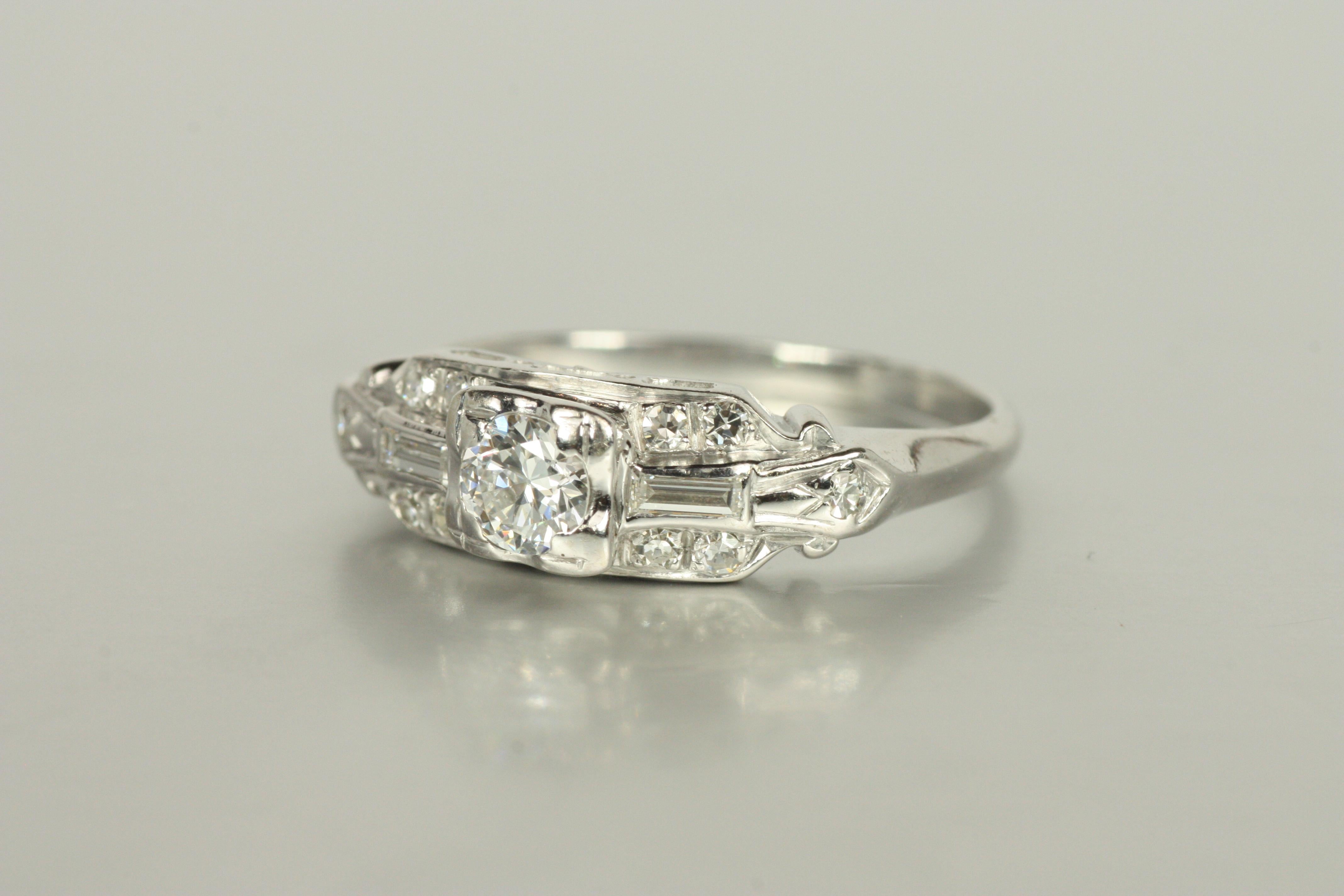 1930s Art Deco Engagement Ring – 0.50ct Old European, Baguette & Round Diamonds In Good Condition For Sale In Santa Monica, CA