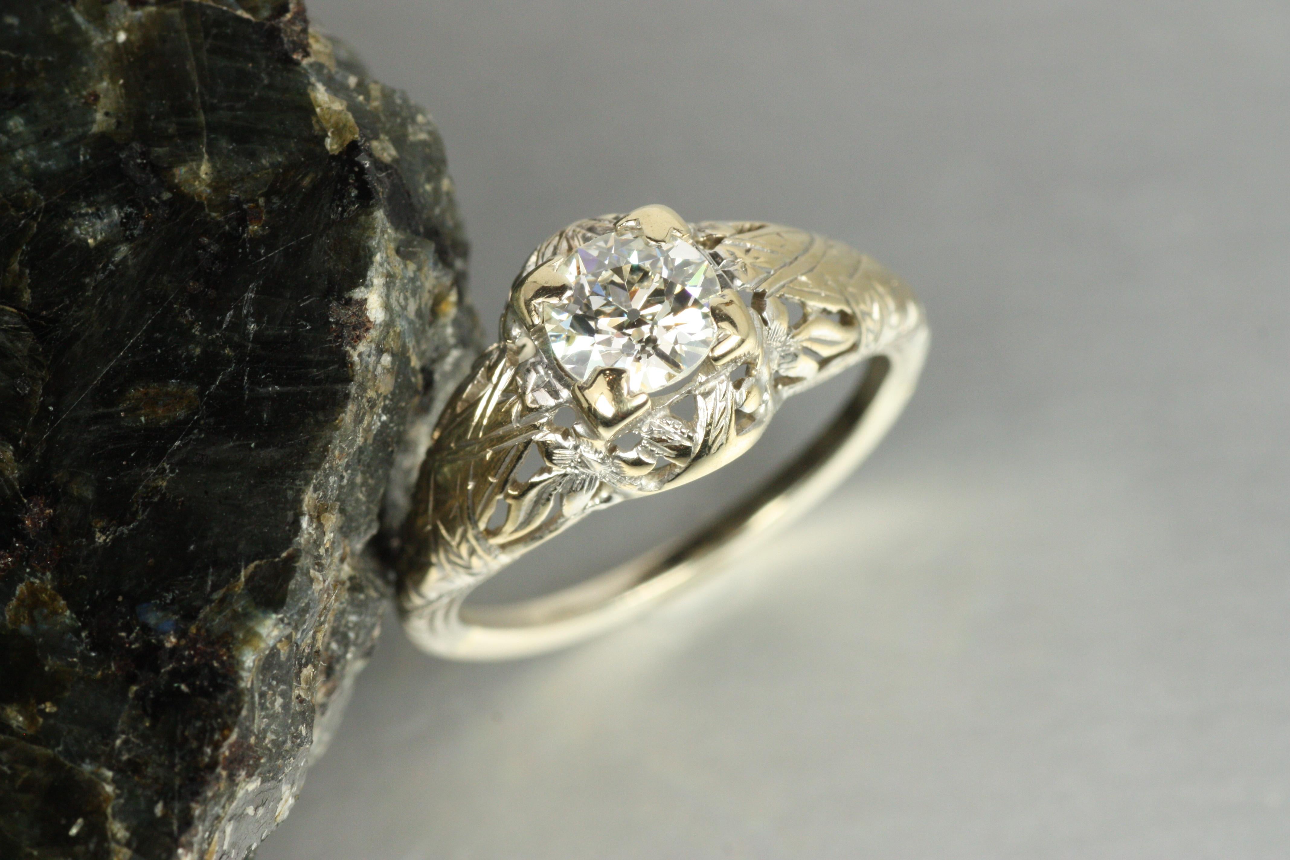 Women's 1930s Art Deco Engagement Ring – 0.60ct Old European Cut Diamond For Sale